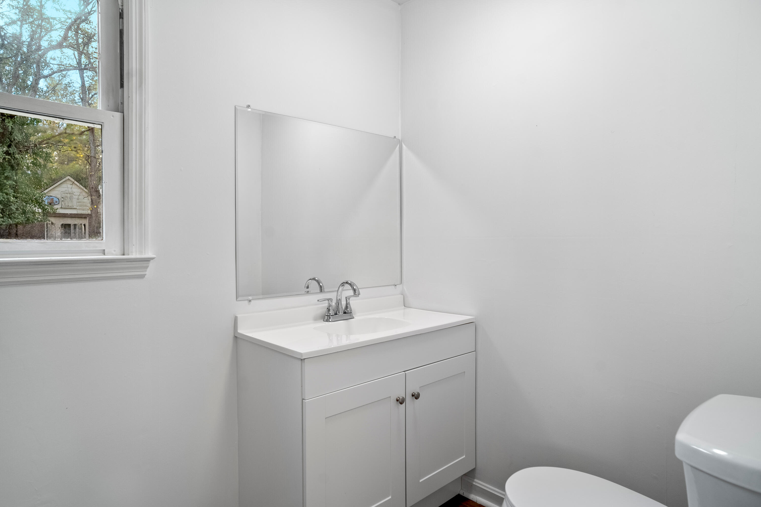 2021 River Cir Drive