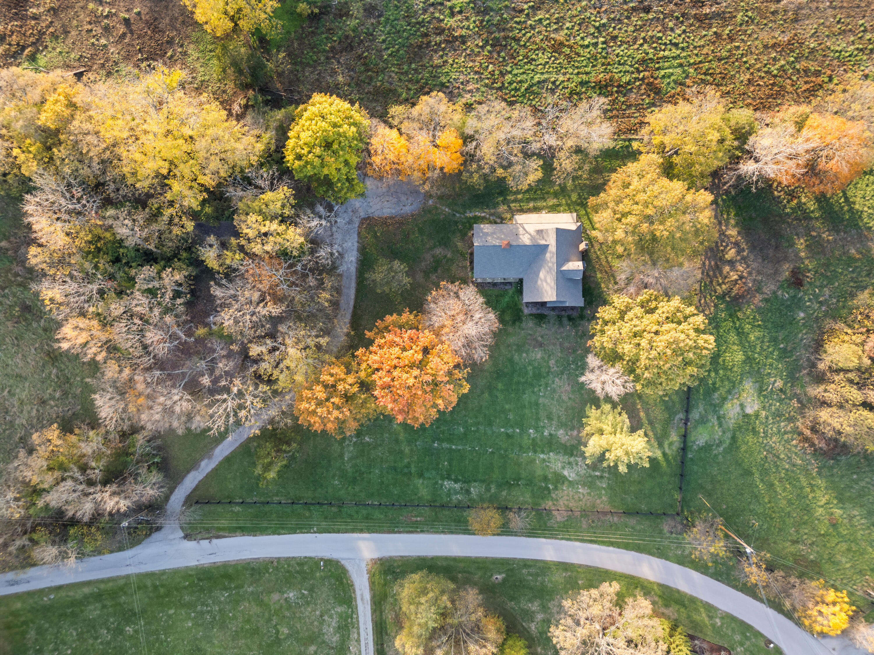 2021 River Cir Drive