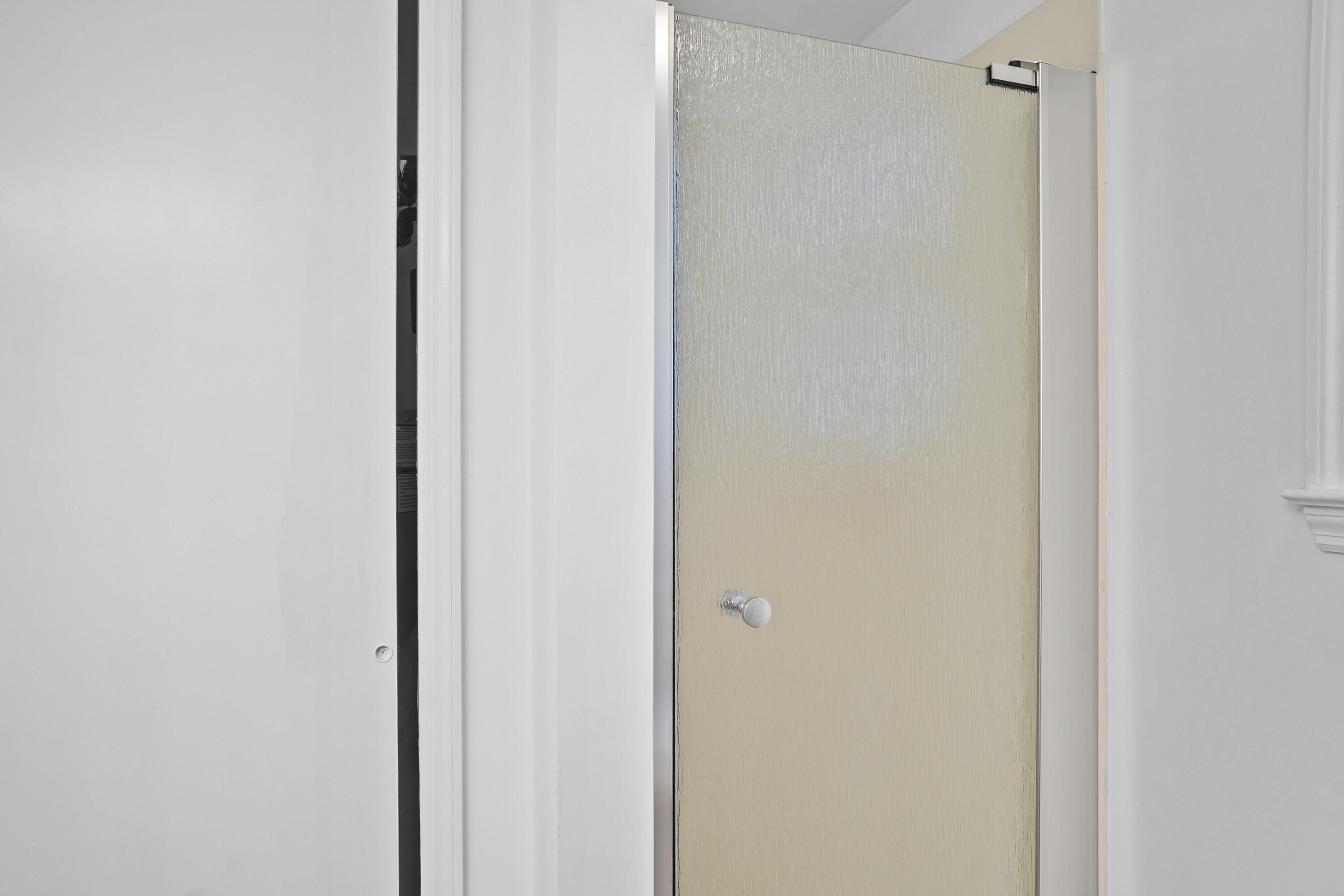 2021 River Cir Drive