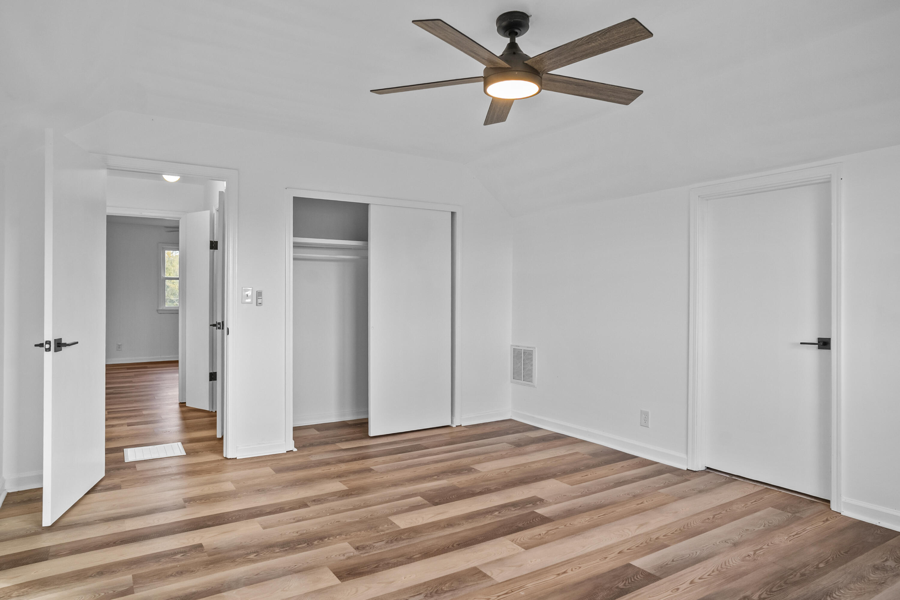 2021 River Cir Drive