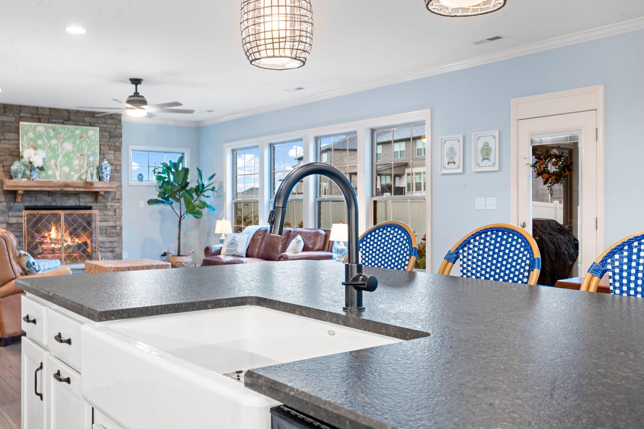 609 Sunny Landing Trail