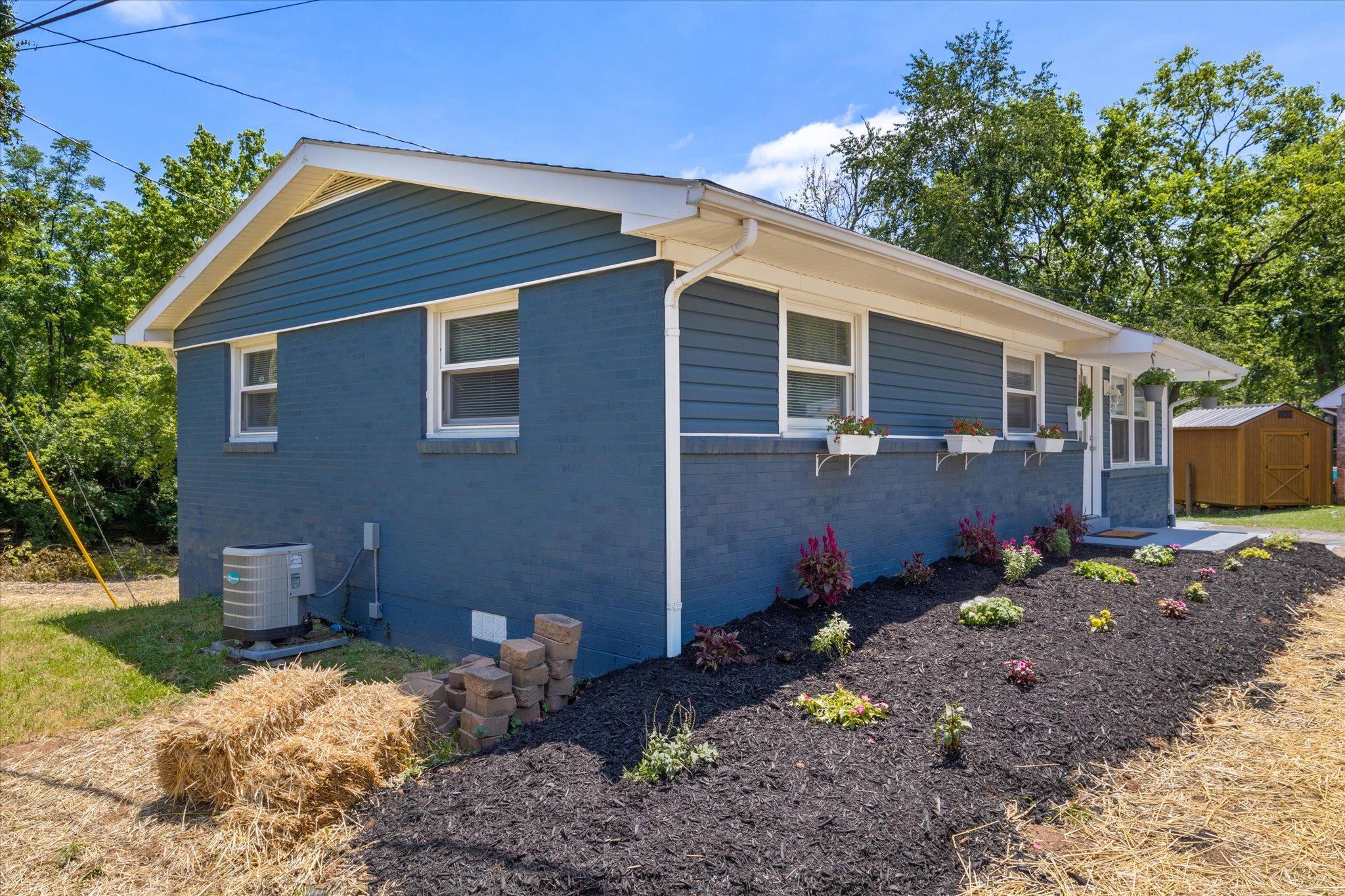 1870 Rio Vista Drive