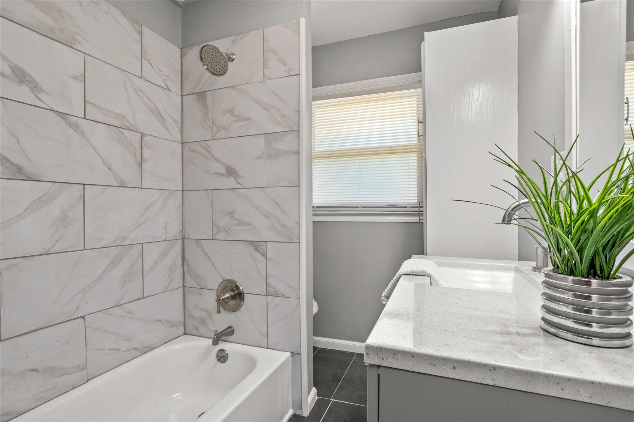 1870 Rio Vista Drive