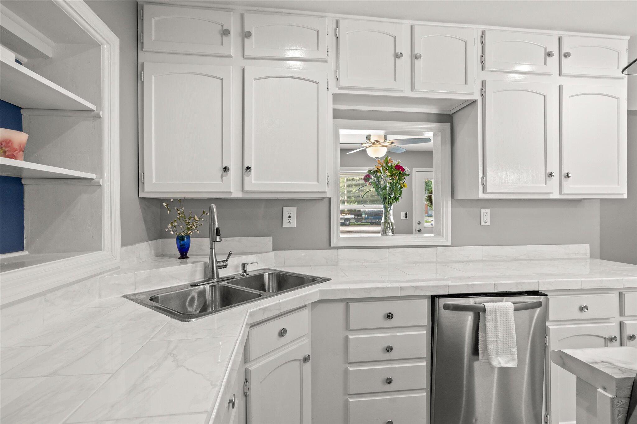 1870 Rio Vista Drive