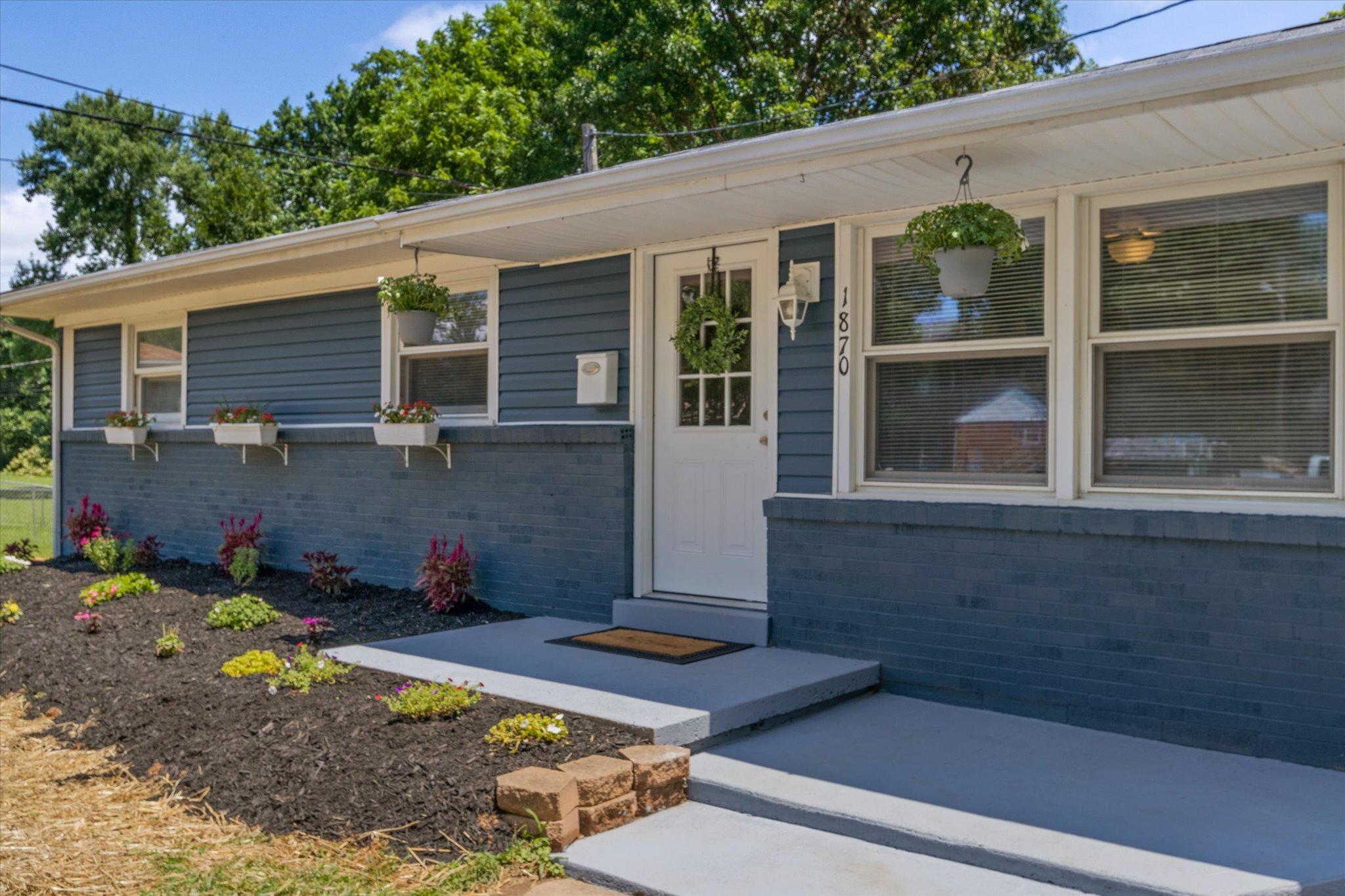 1870 Rio Vista Drive