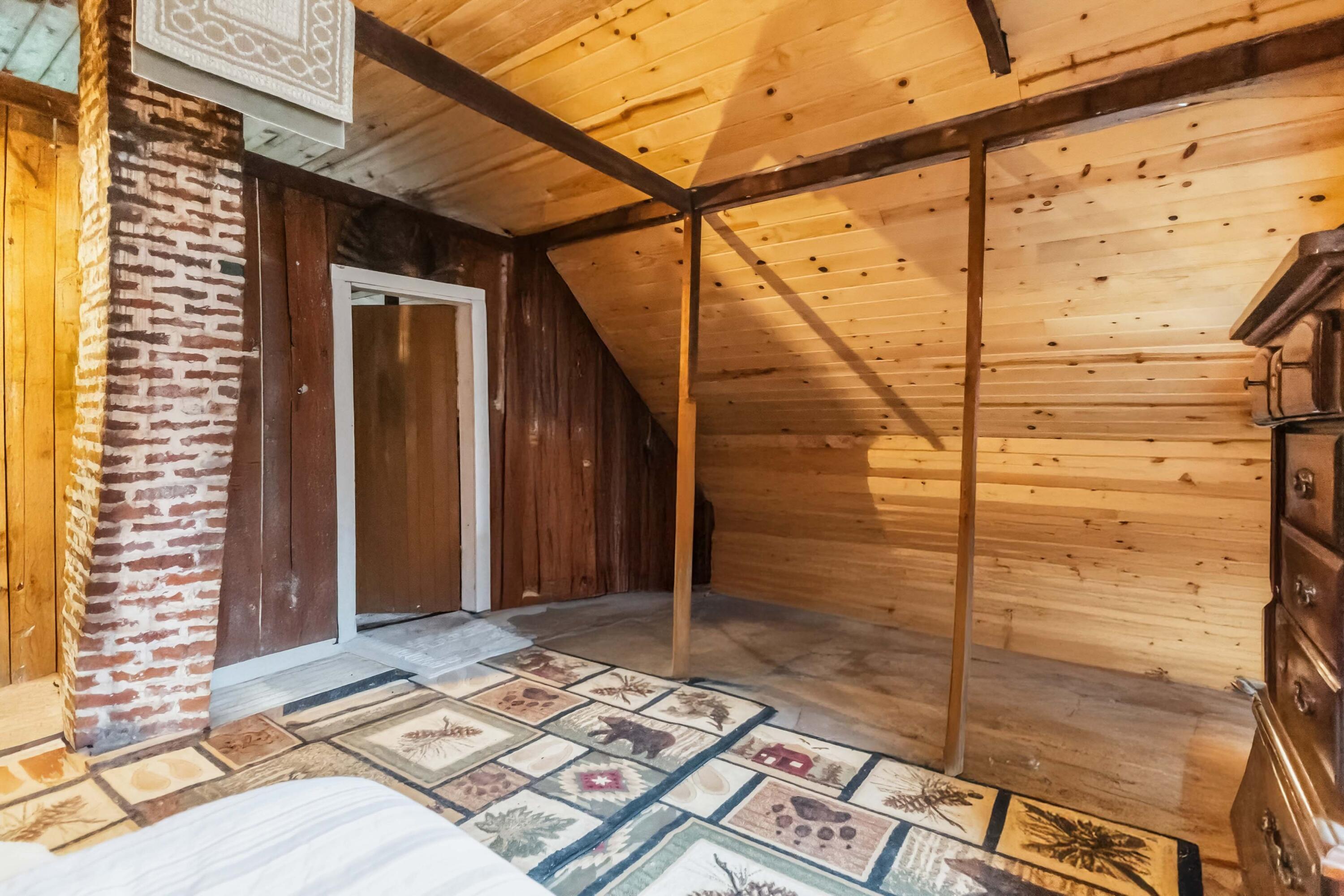 1666 Pointer Creek Road