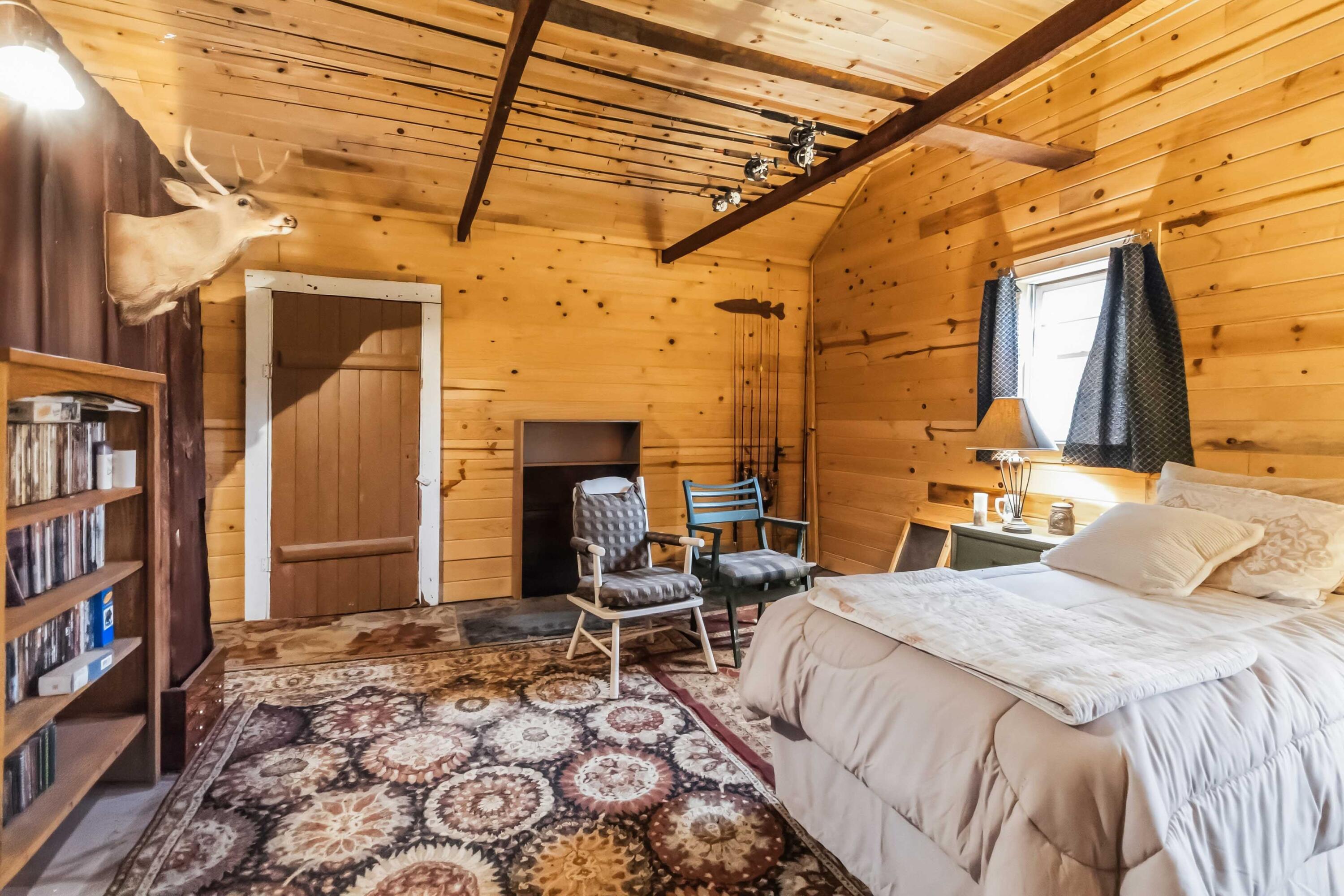 1666 Pointer Creek Road