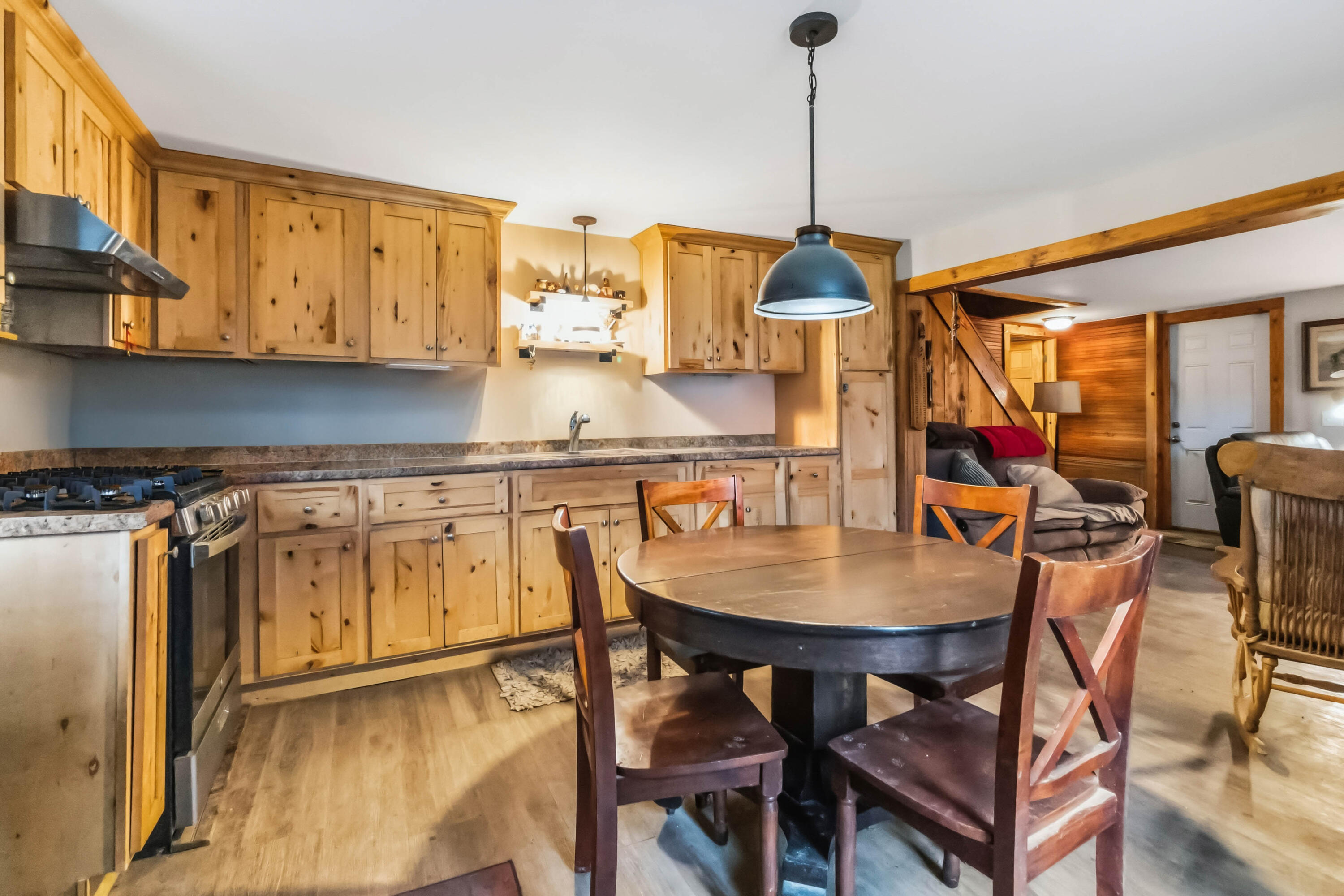 1666 Pointer Creek Road