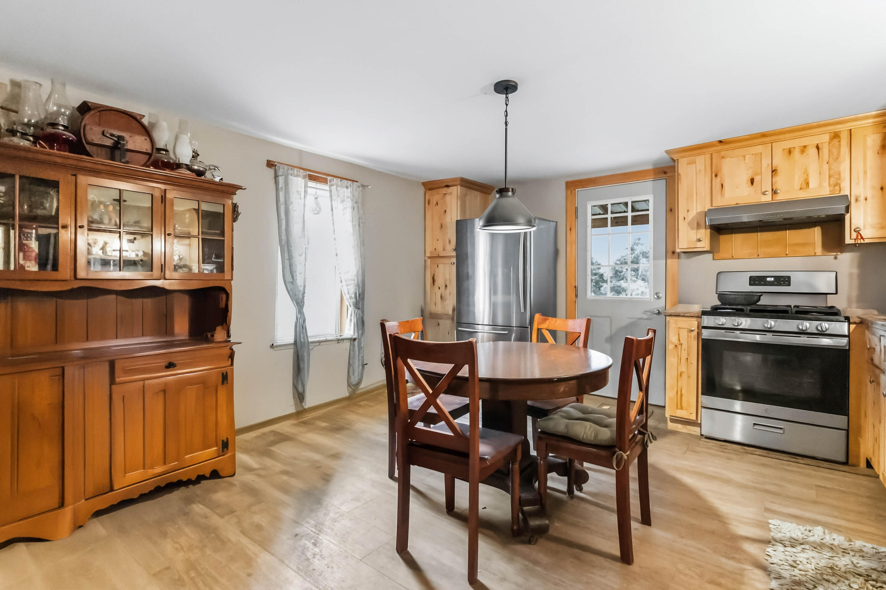 1666 Pointer Creek Road