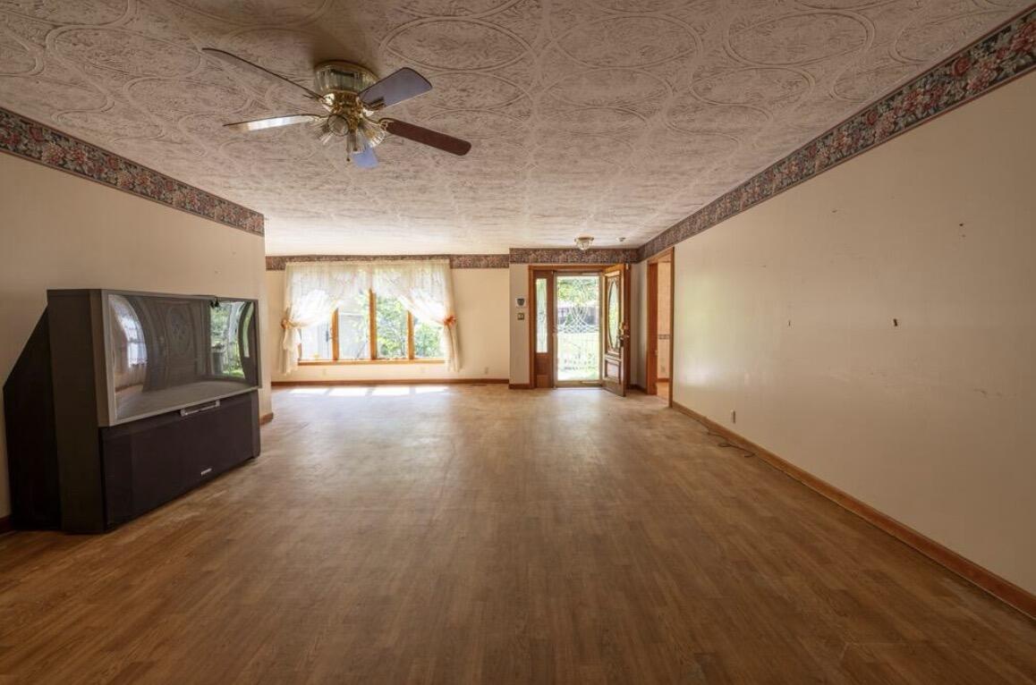 939 Right Fork Island Creek Road