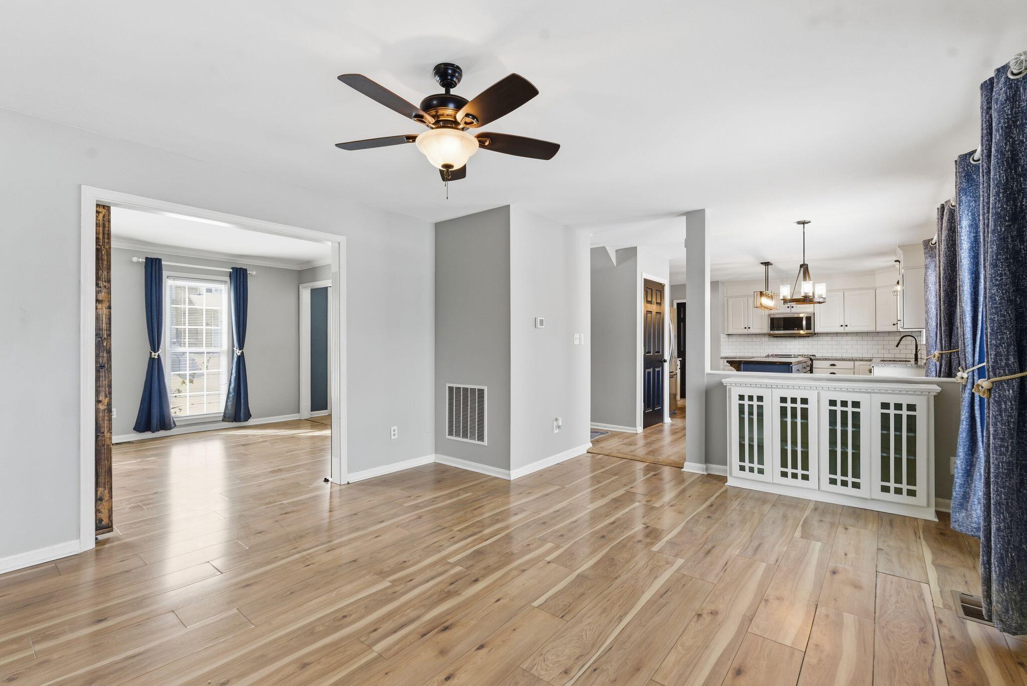 2371 Hartland Parkside Drive