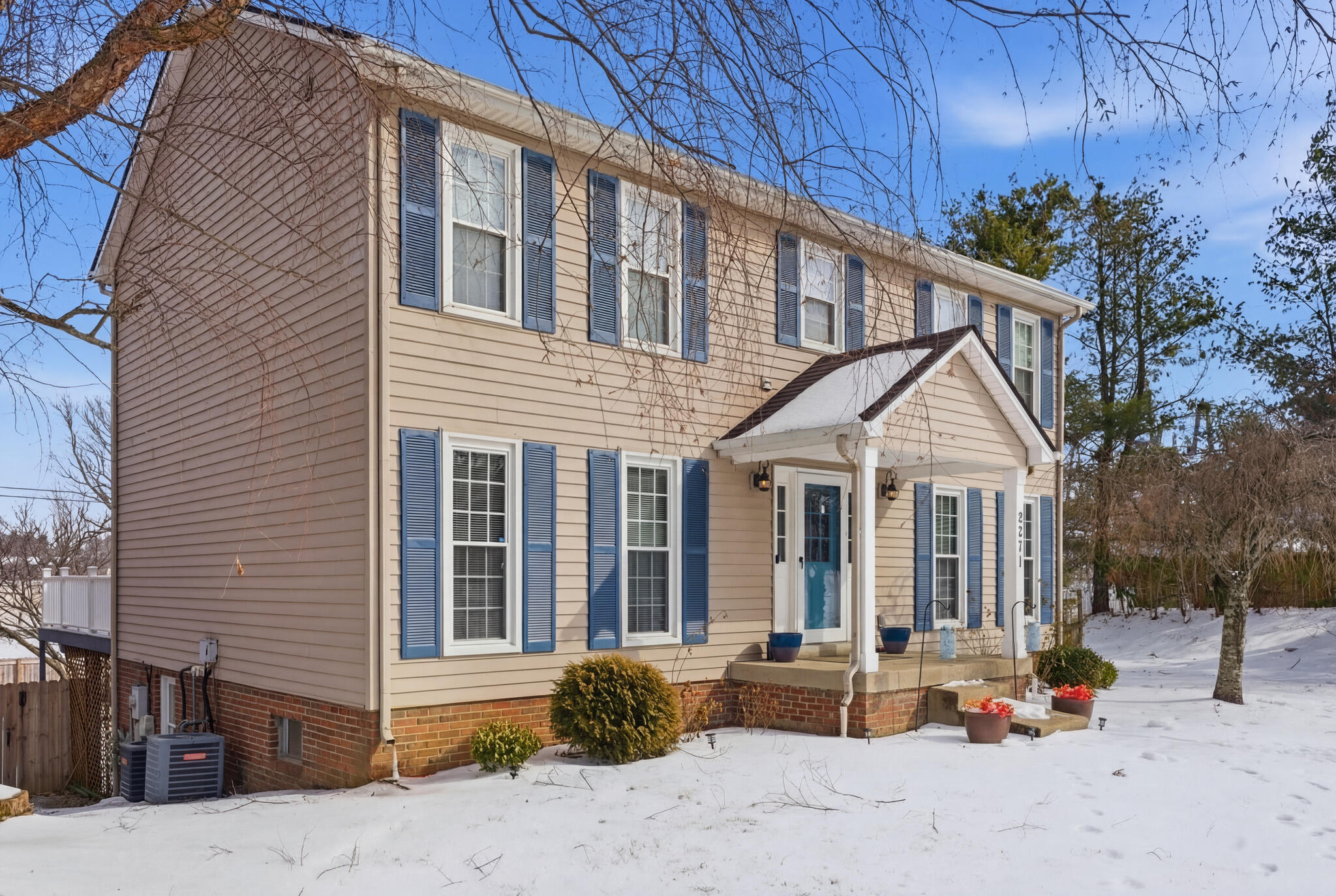 2371 Hartland Parkside Drive