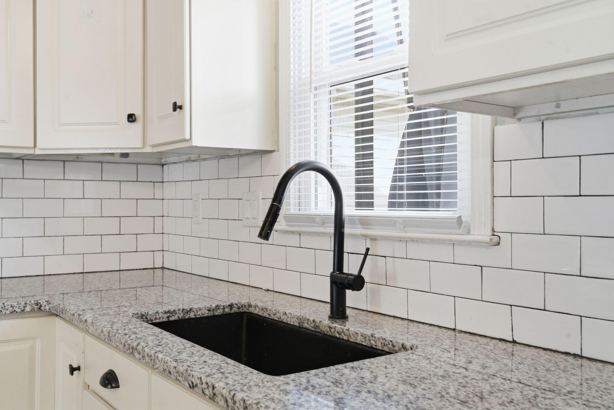 2371 Hartland Parkside Drive