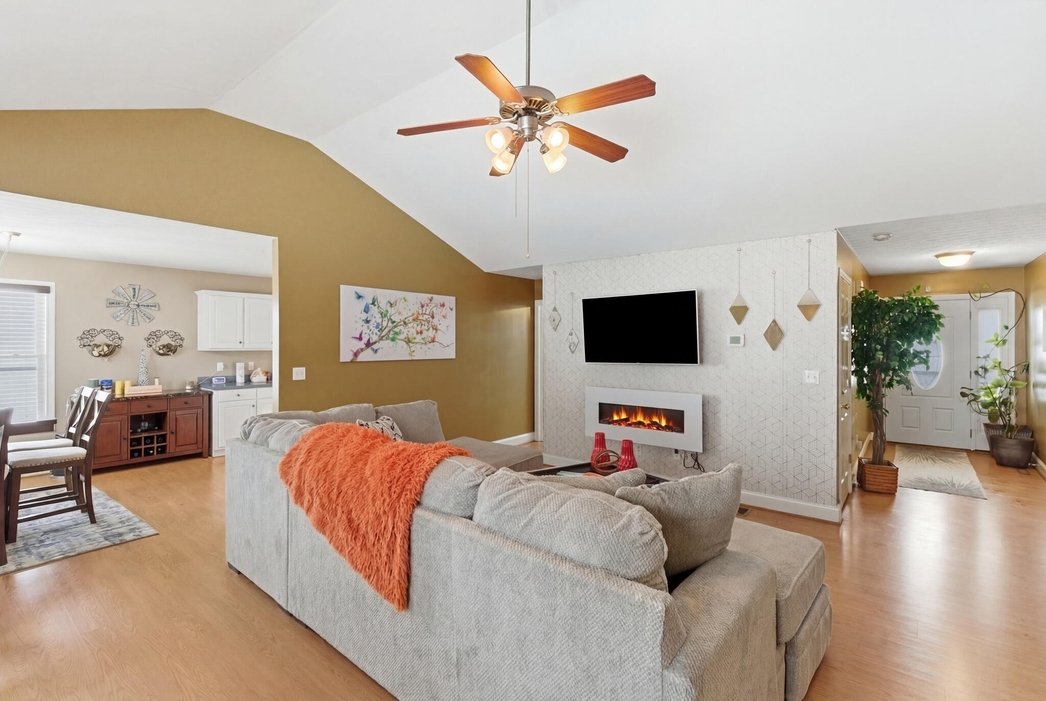 413 Forest Ridge Drive