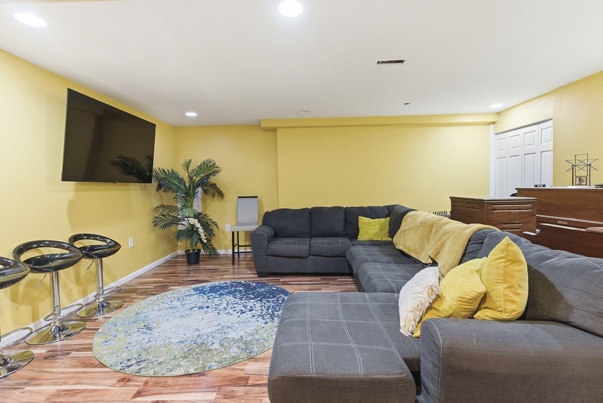 413 Forest Ridge Drive