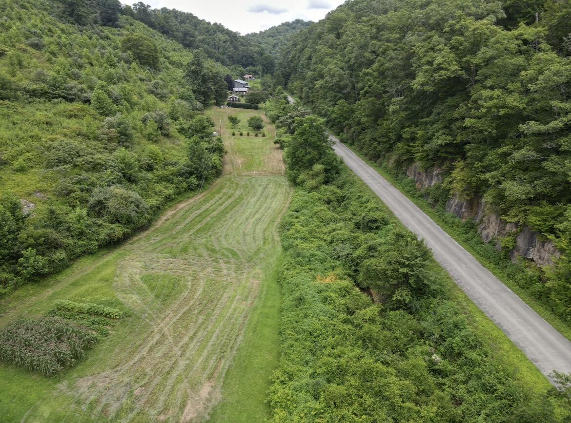 1267 Lower Taulbee Fork Road