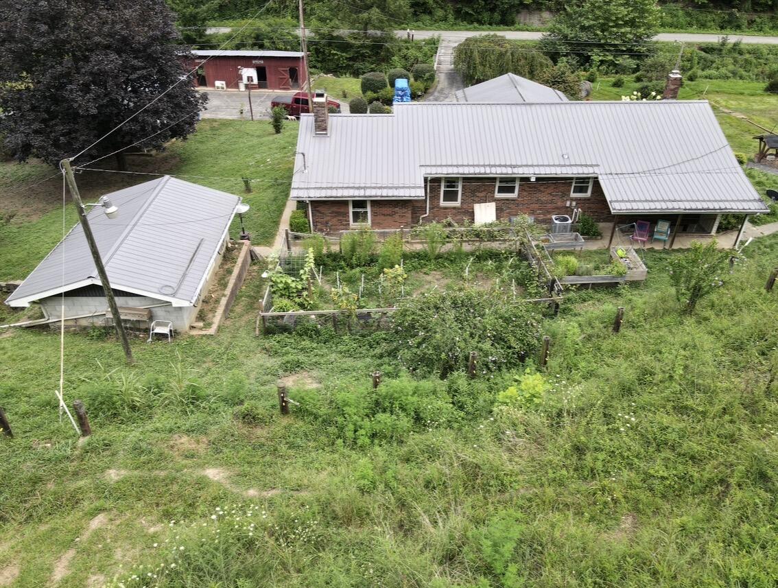 1267 Lower Taulbee Fork Road