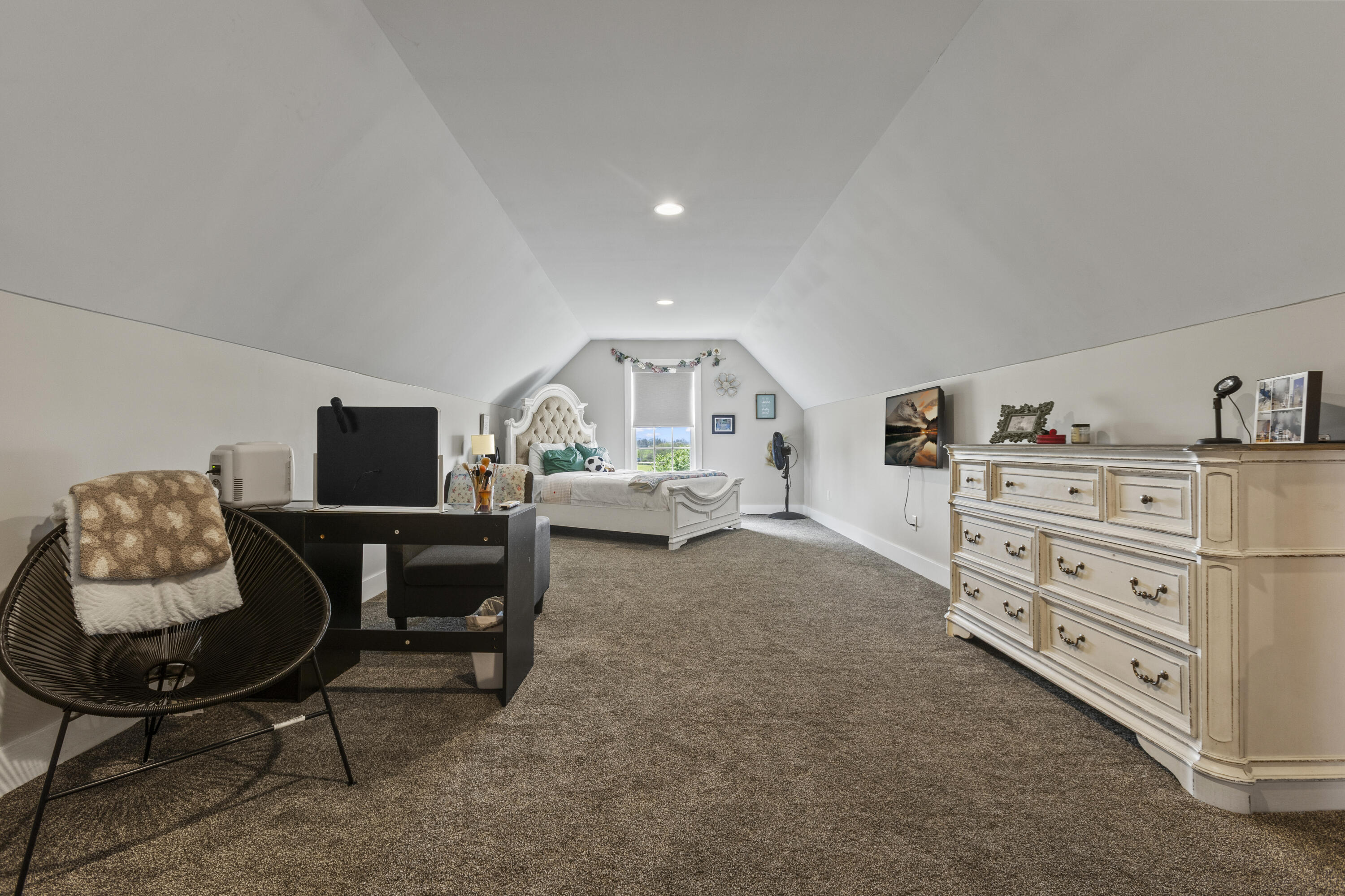 112 Fairfield Farm Road