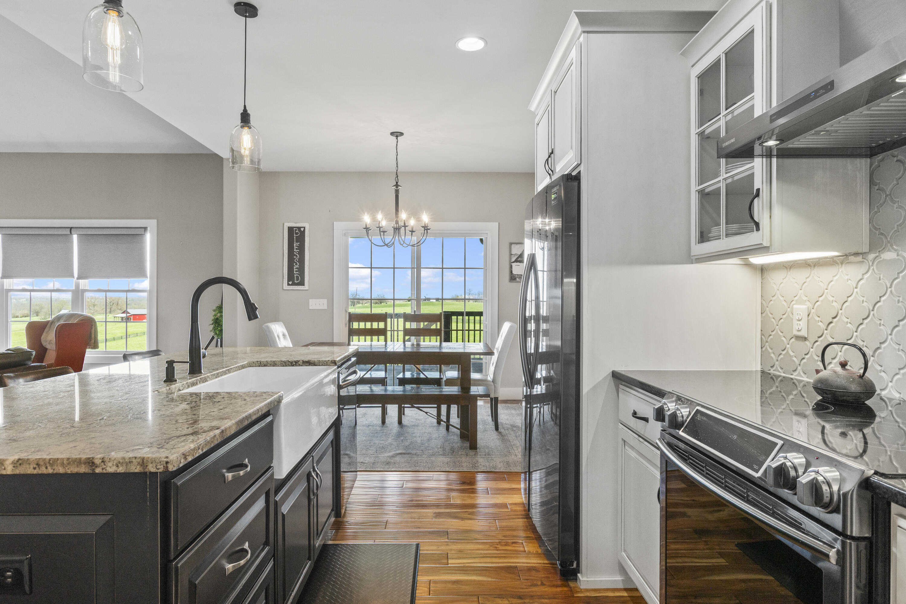 112 Fairfield Farm Road