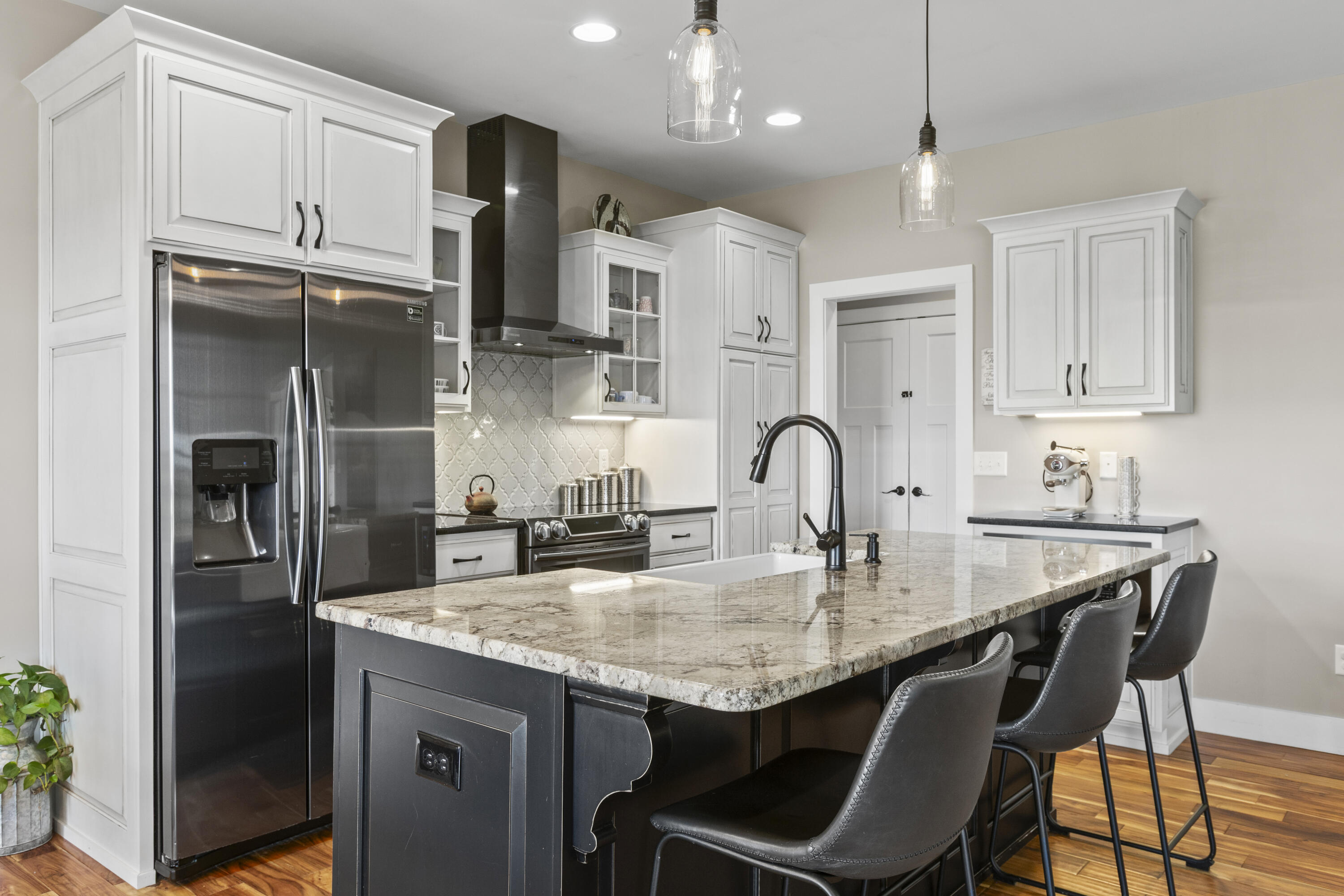 112 Fairfield Farm Road