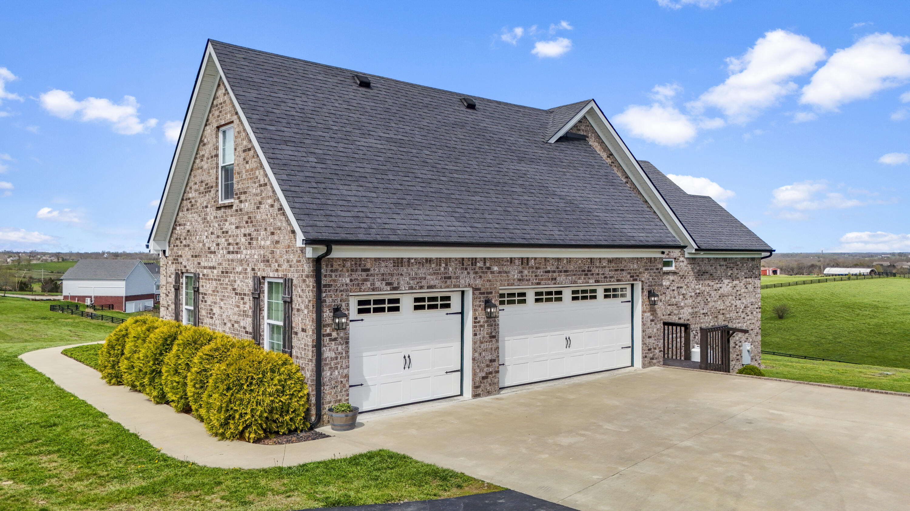 112 Fairfield Farm Road