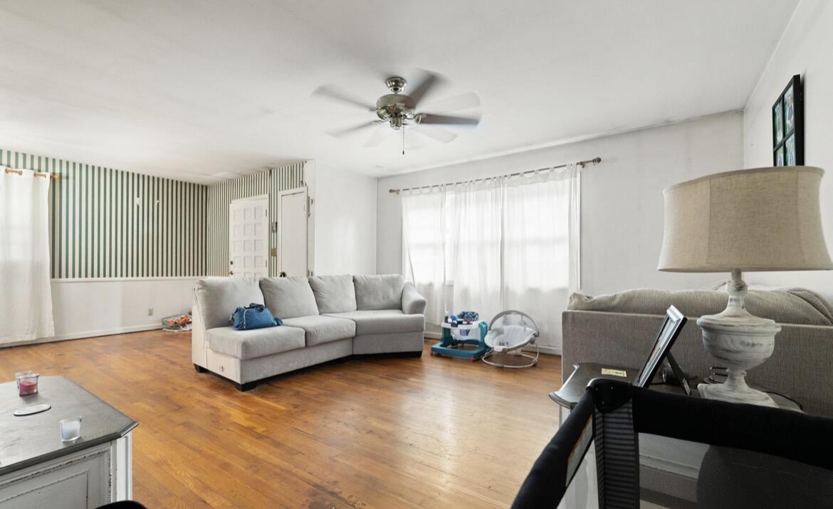 34 Woodcrest Drive