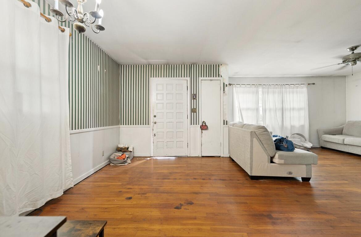34 Woodcrest Drive