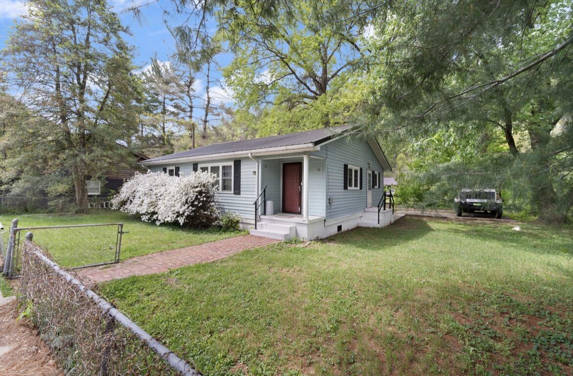 34 Woodcrest Drive