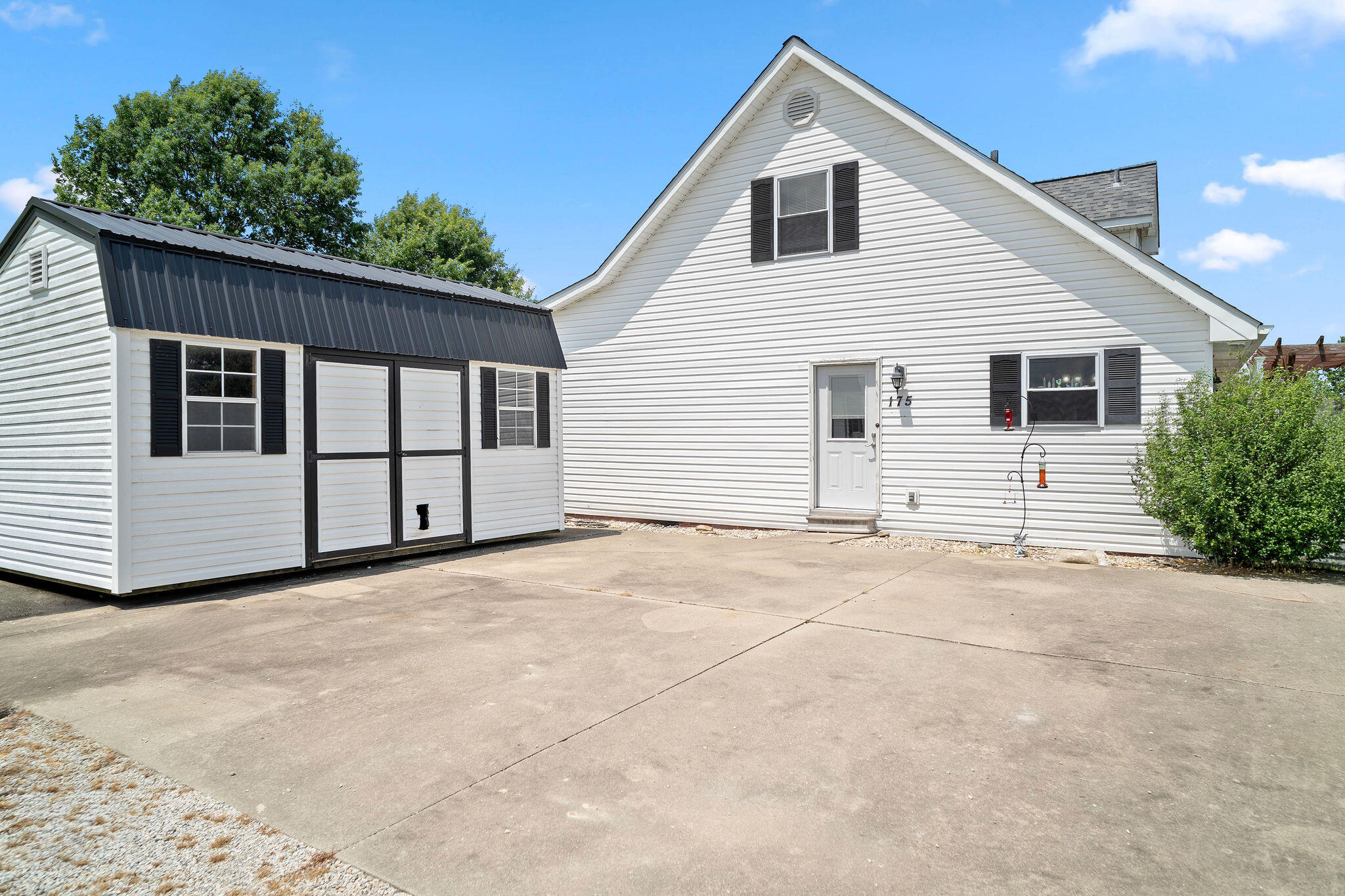 175 Dusty Lane