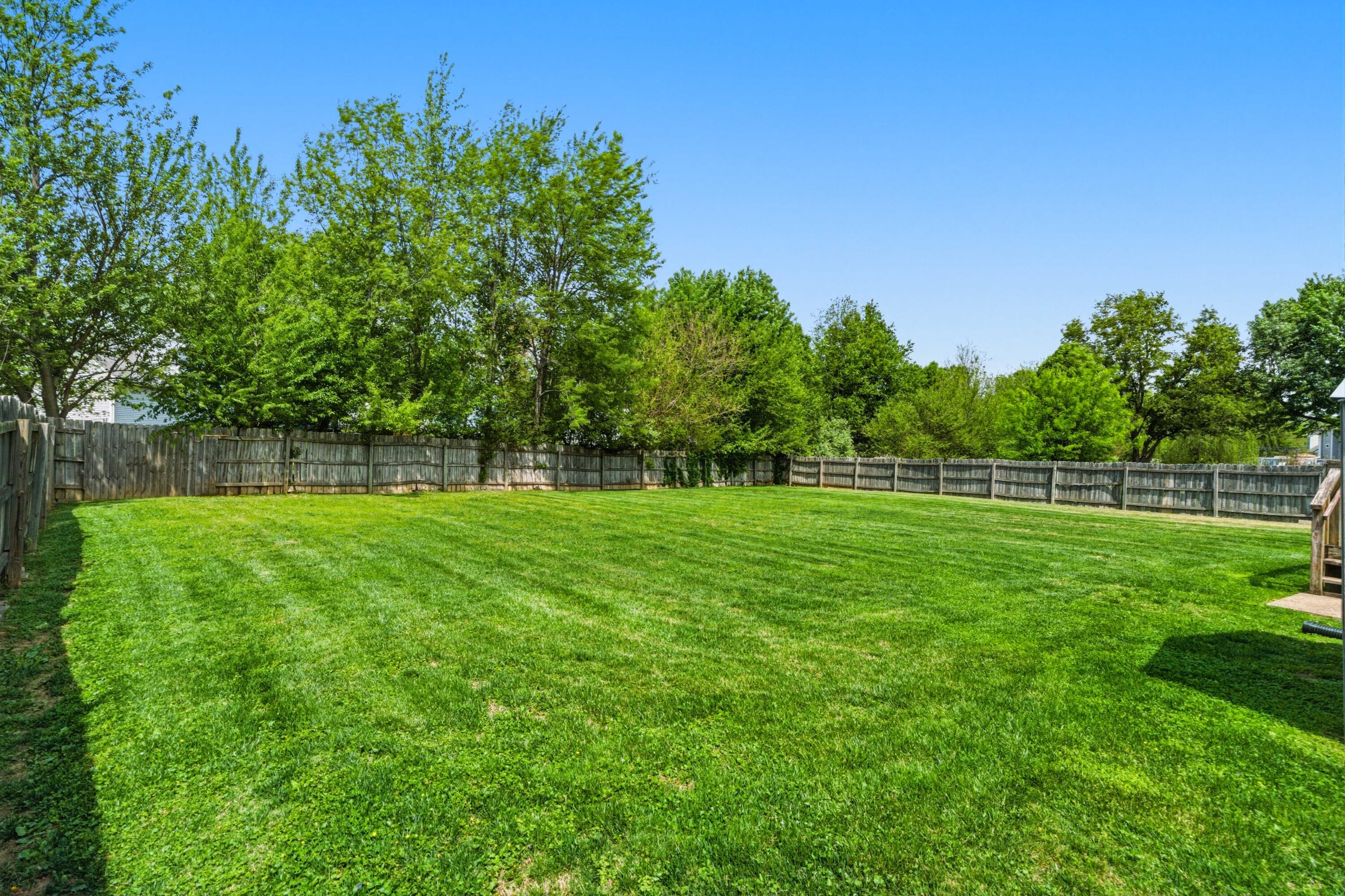 1215 Williamsburg Drive