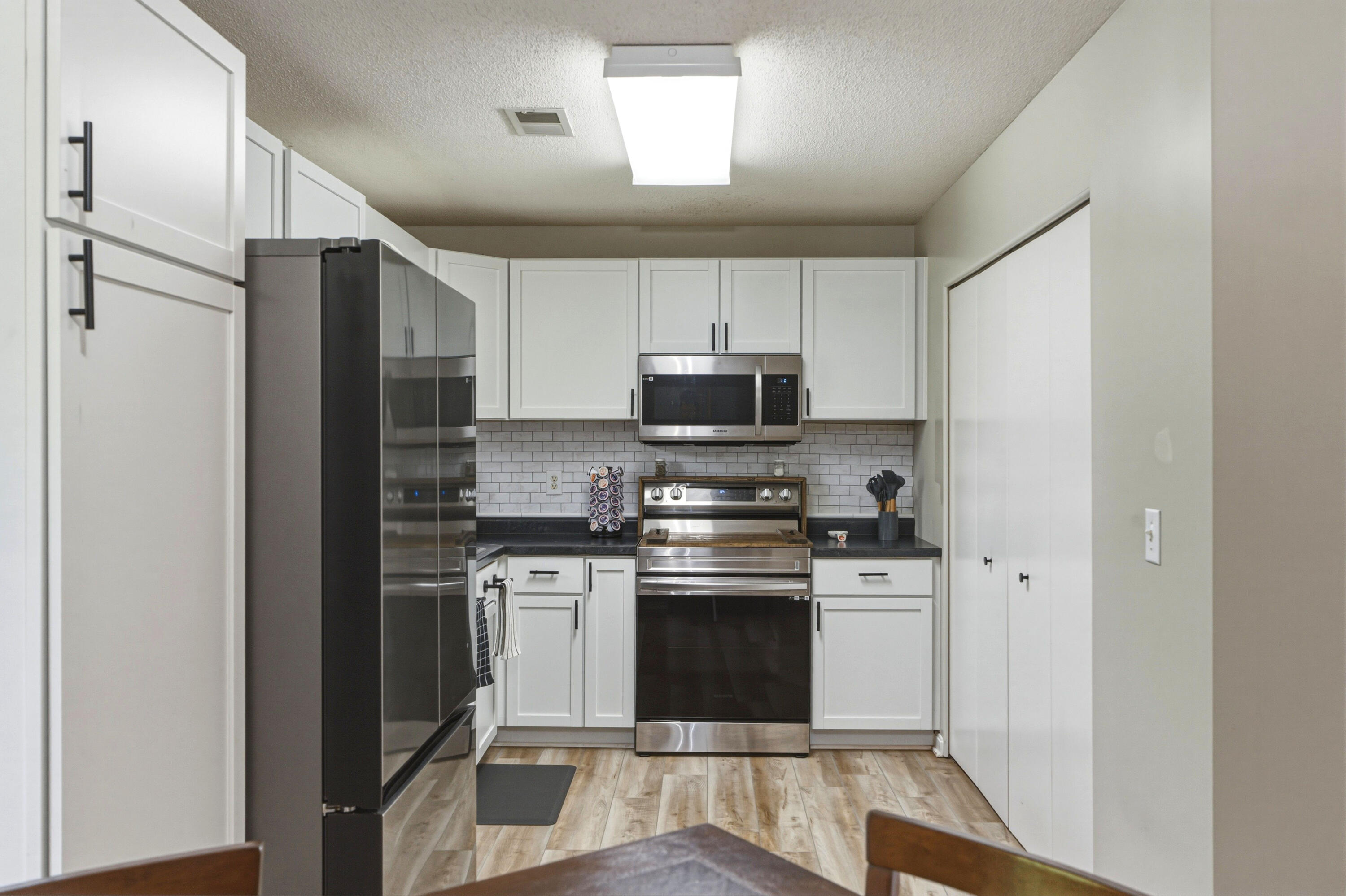 1215 Williamsburg Drive