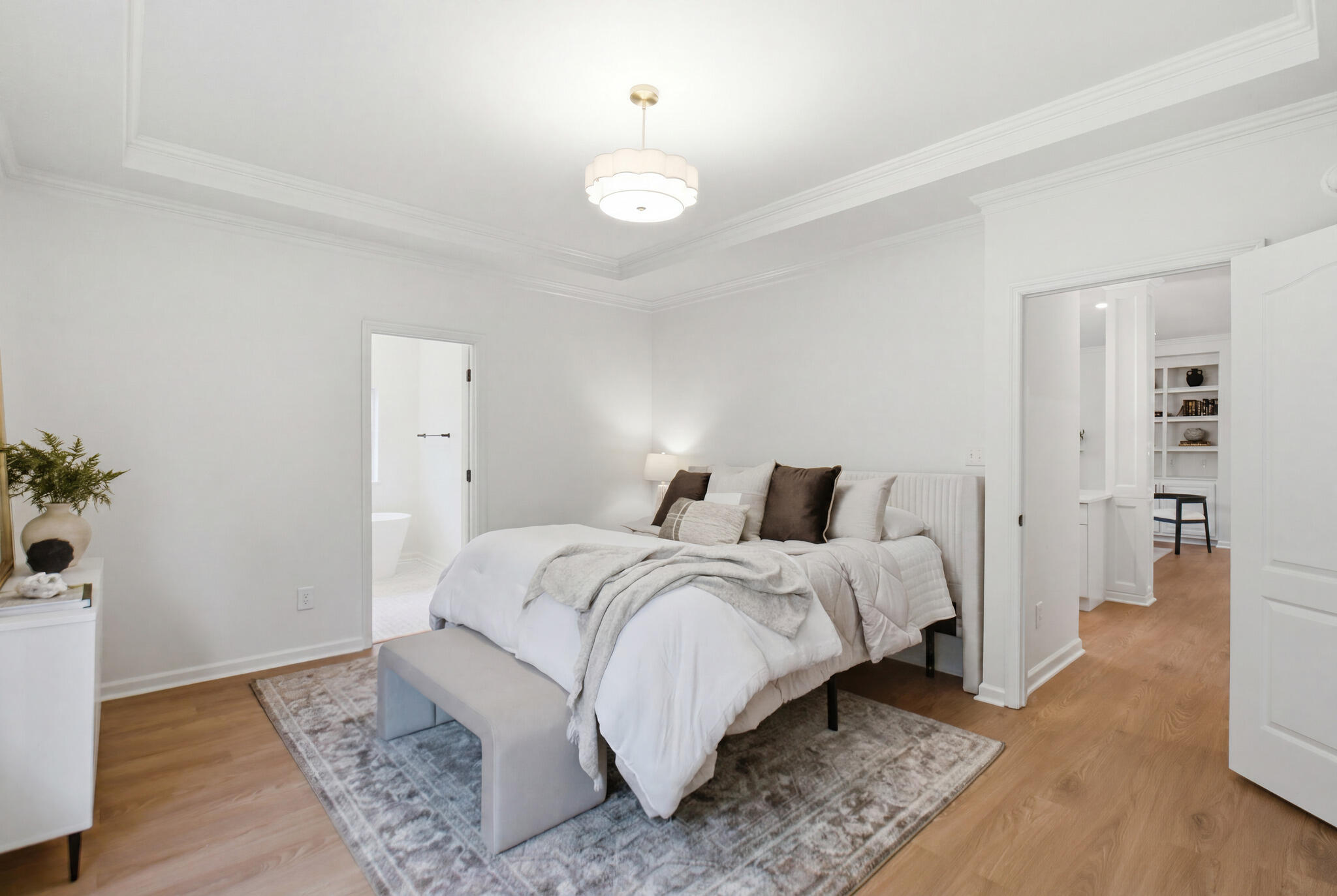 1737 Headley Green