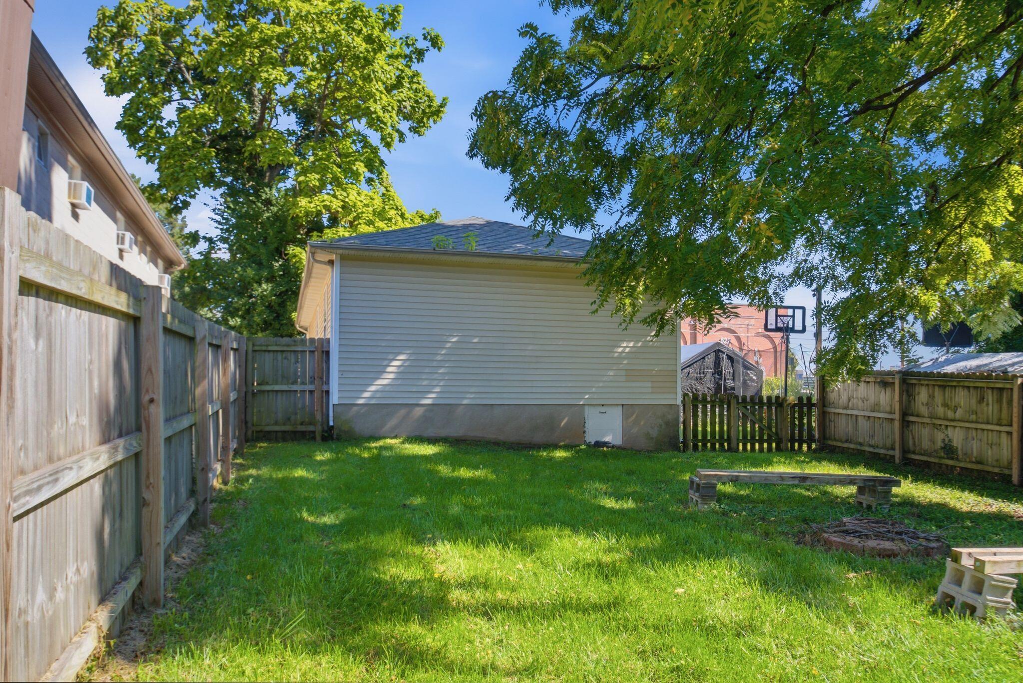 525 Patterson Street