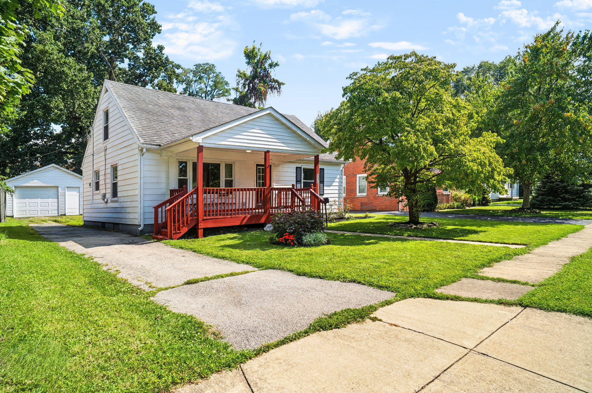 810 Marcellus Drive