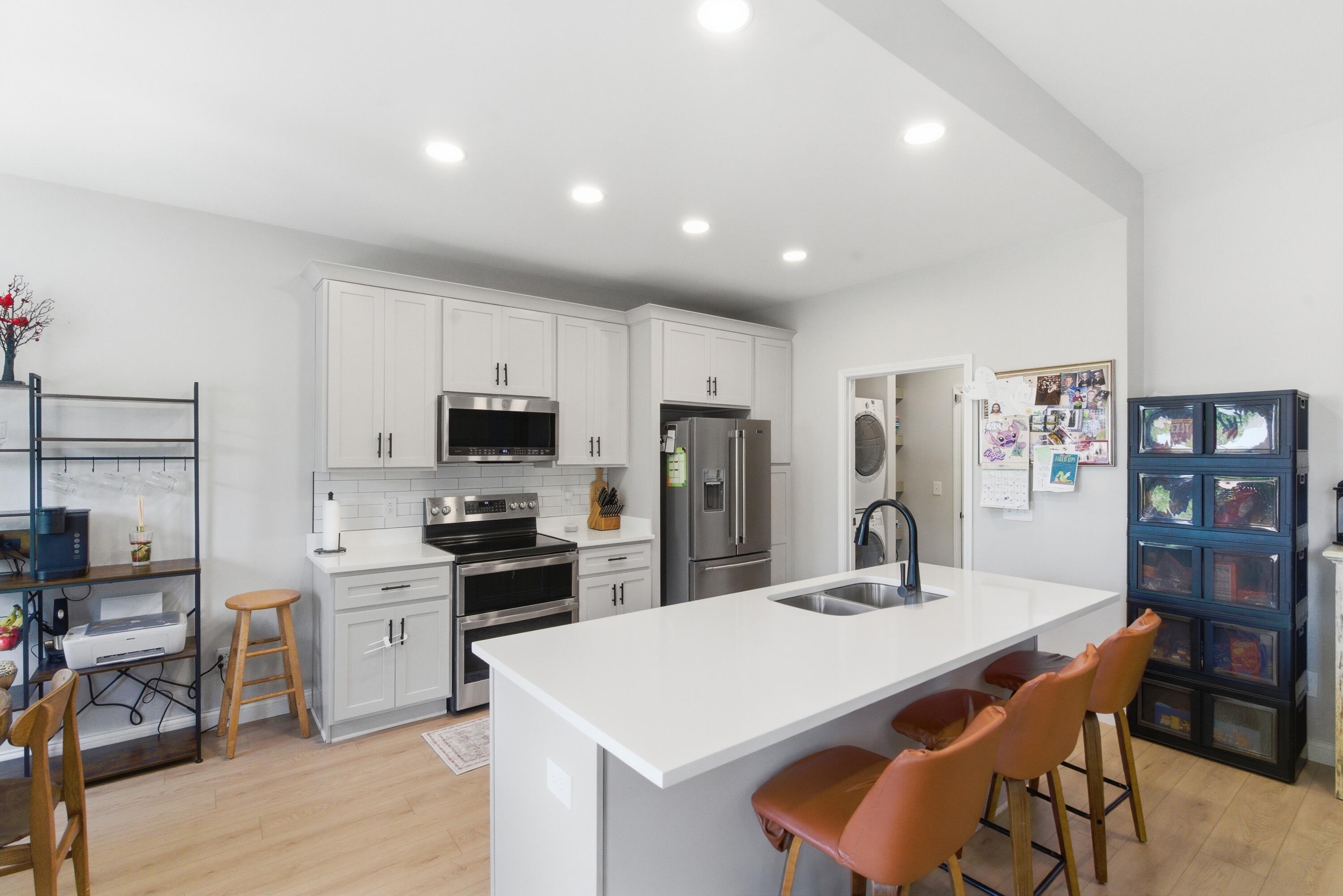 112 Wisteria Lane