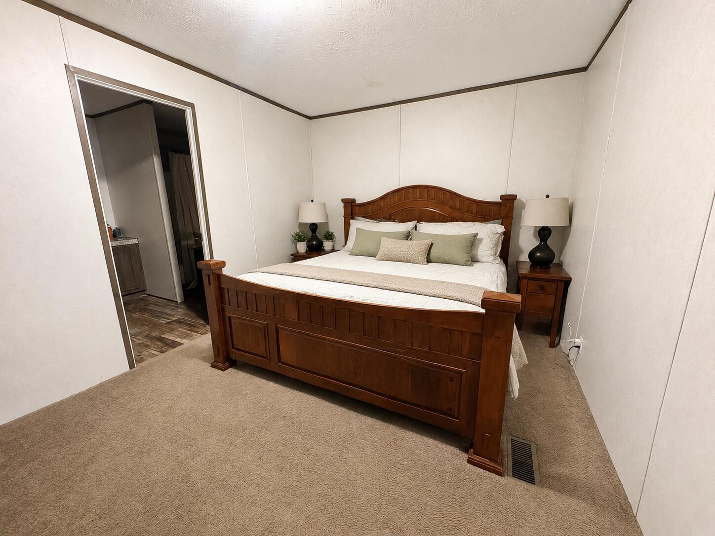 240 Crestview