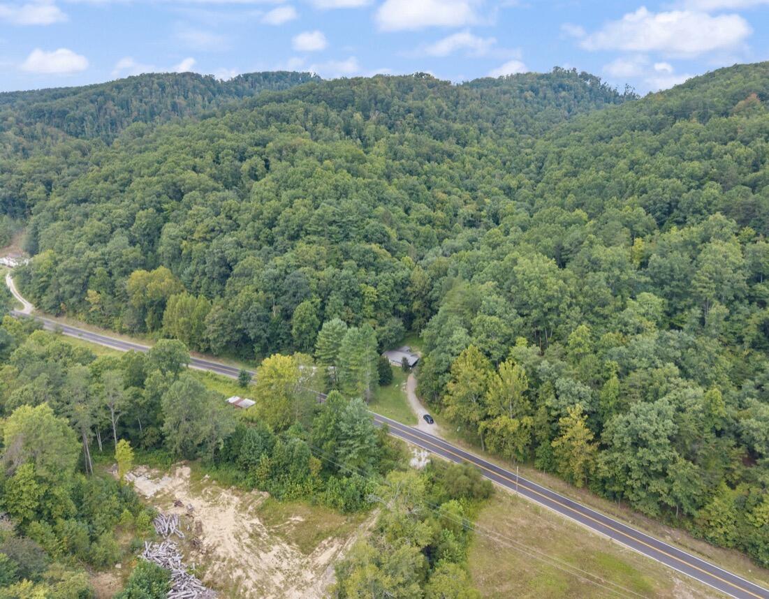 6026 6026 State Highway 221