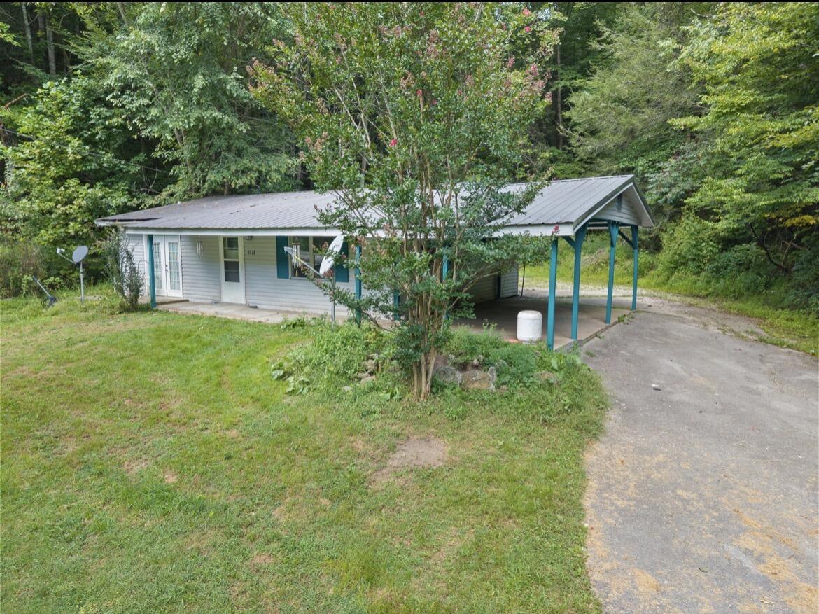 6026 6026 State Highway 221