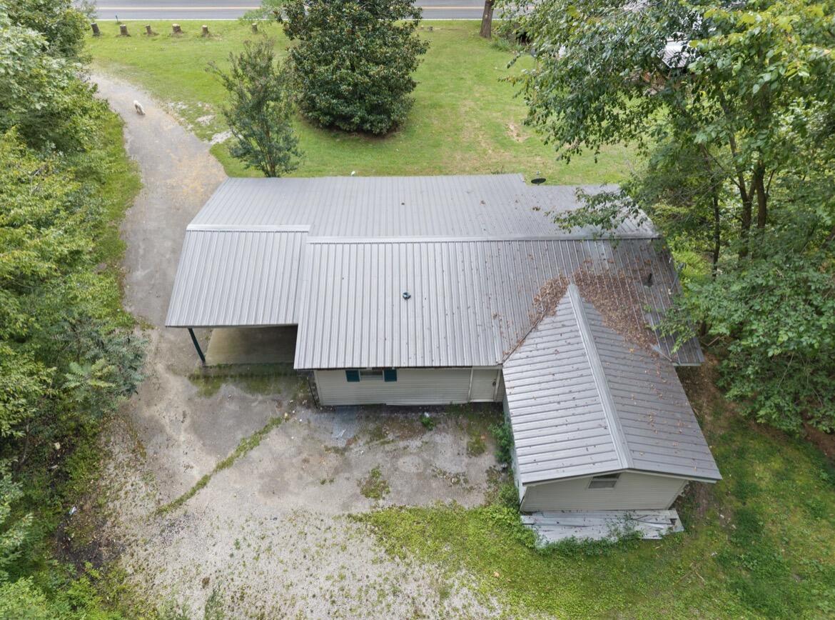 6026 6026 State Highway 221