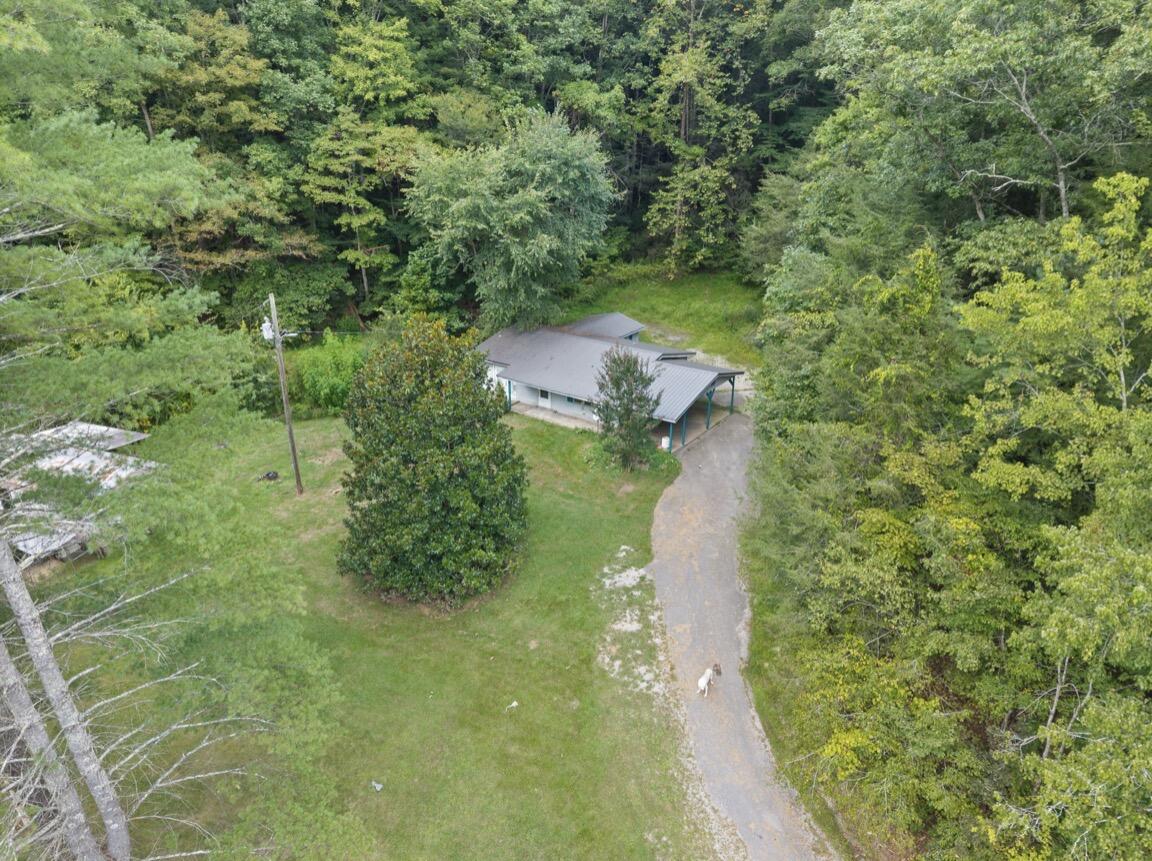 6026 6026 State Highway 221