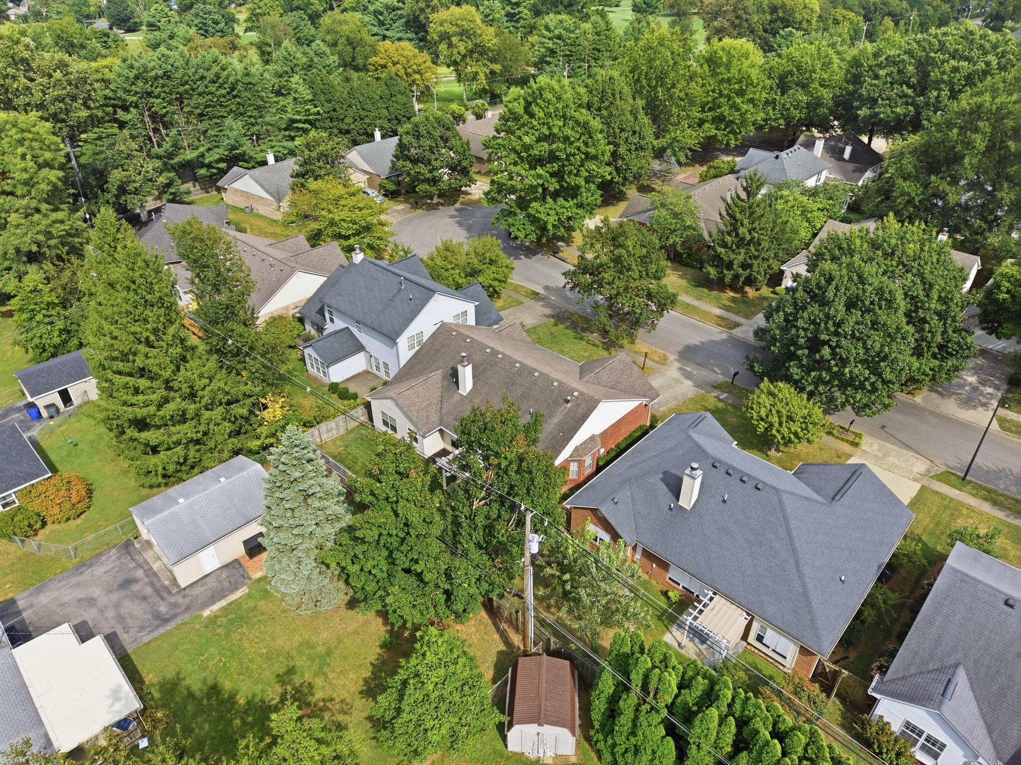 1761 Headley Green