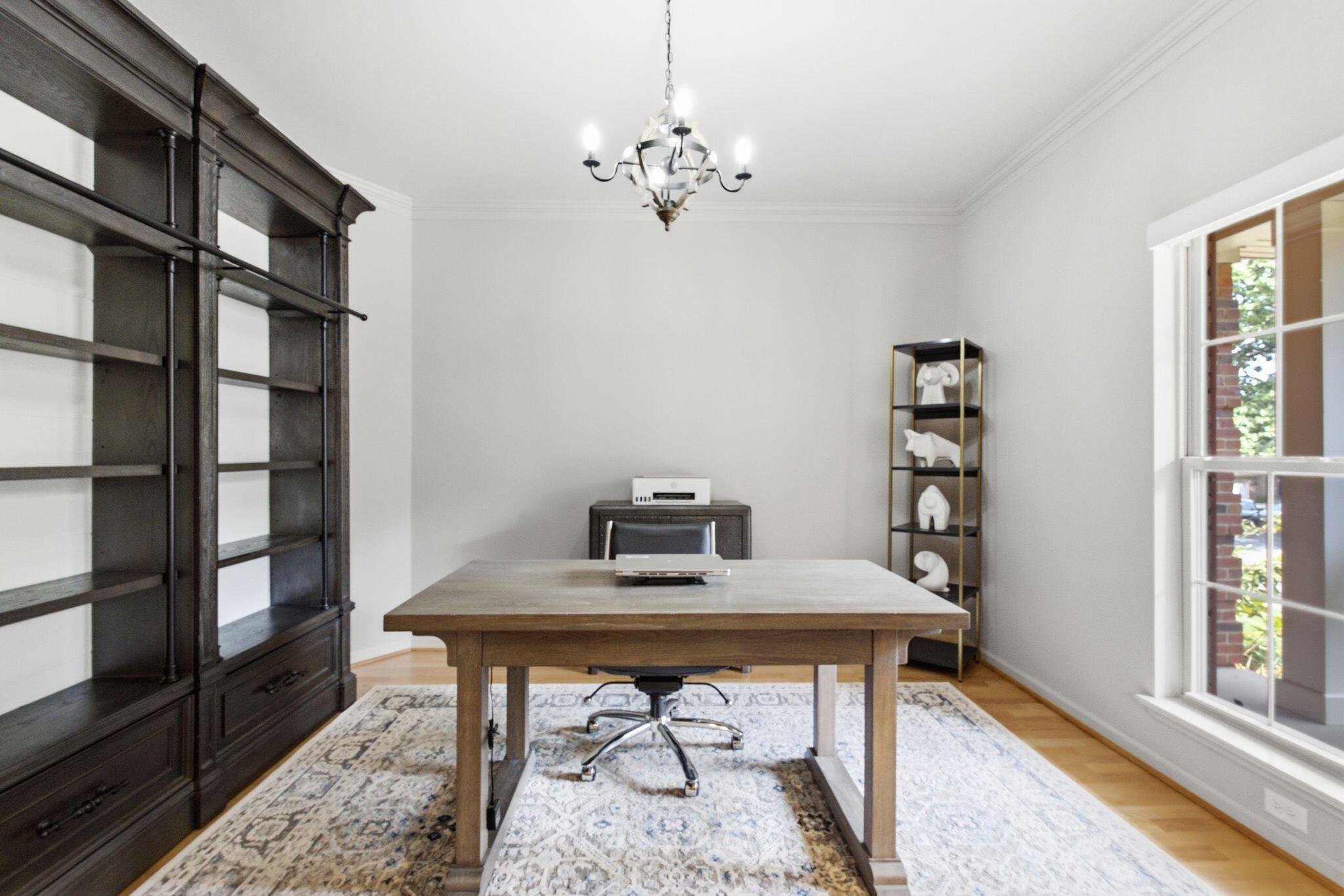 1761 Headley Green