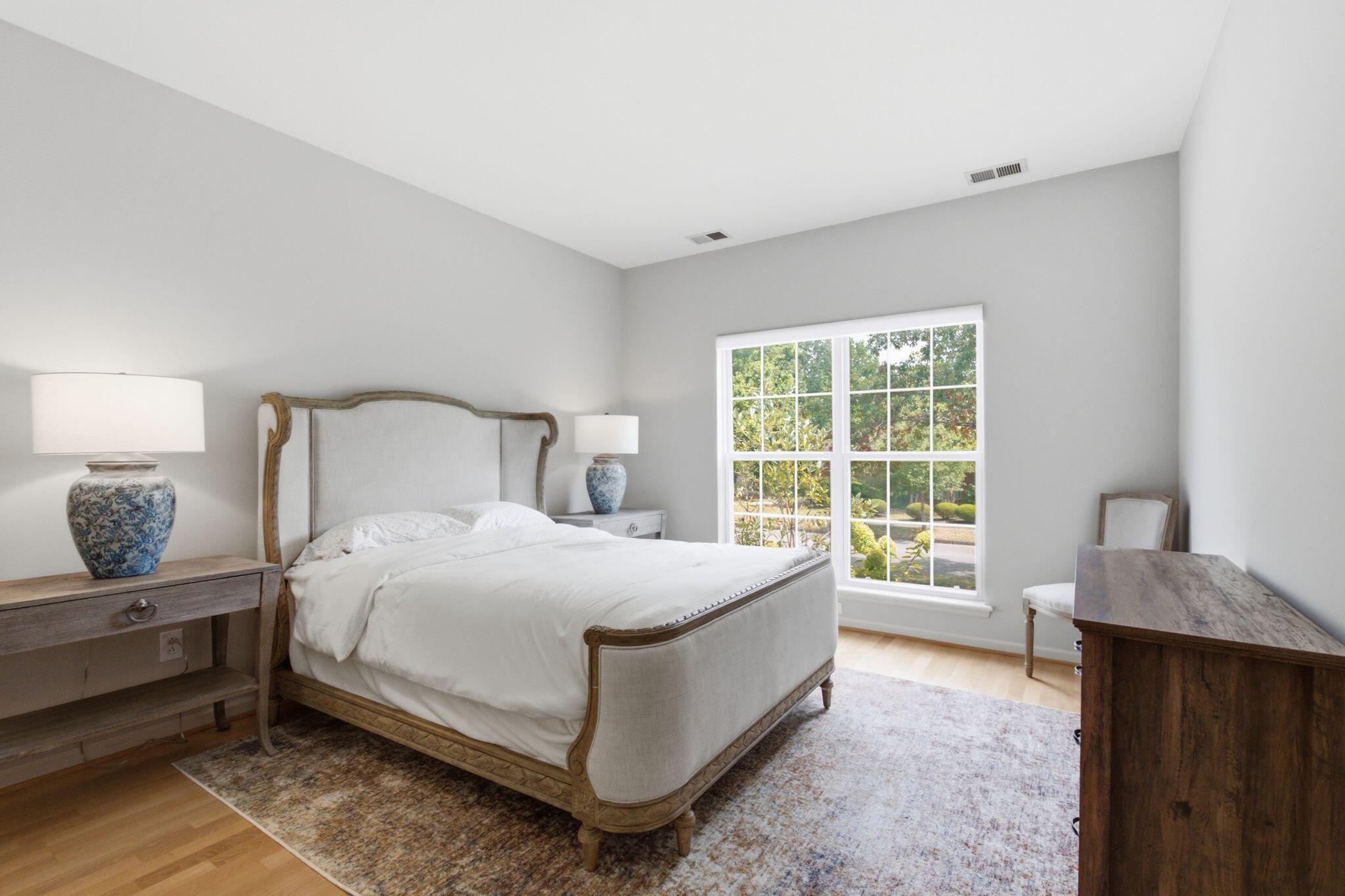 1761 Headley Green