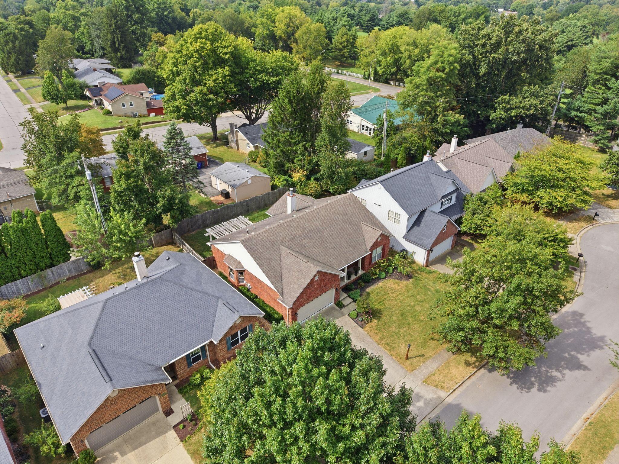 1761 Headley Green