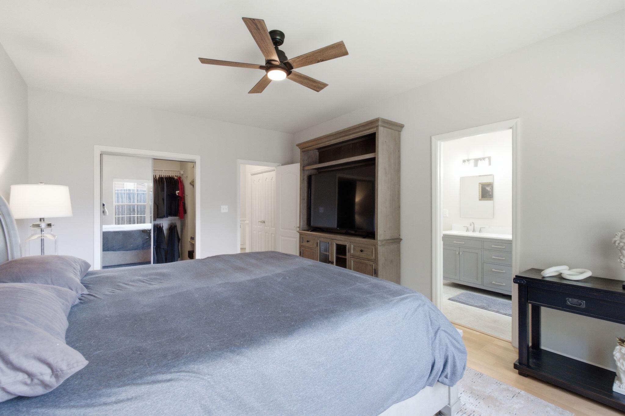 1761 Headley Green