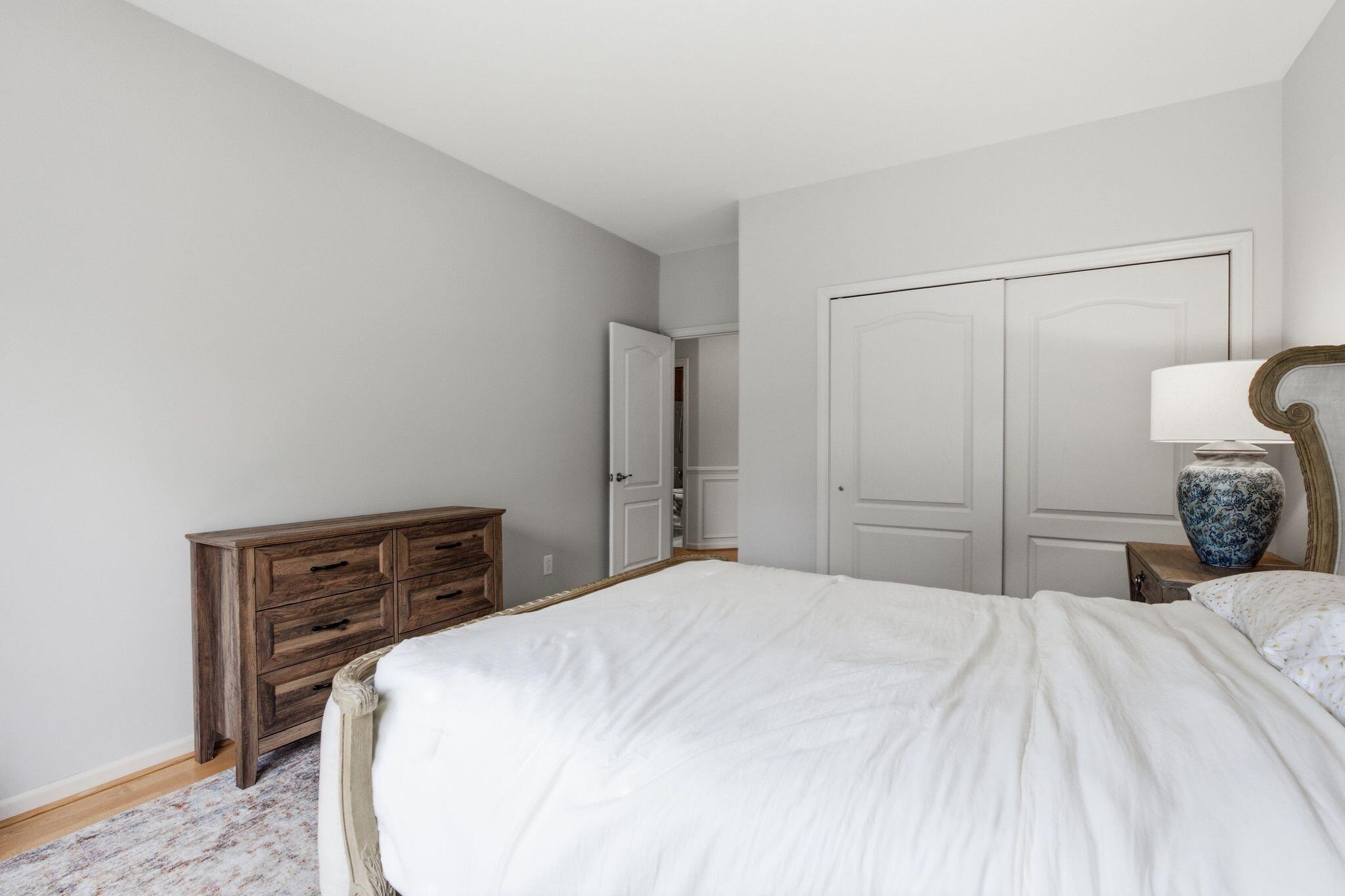 1761 Headley Green