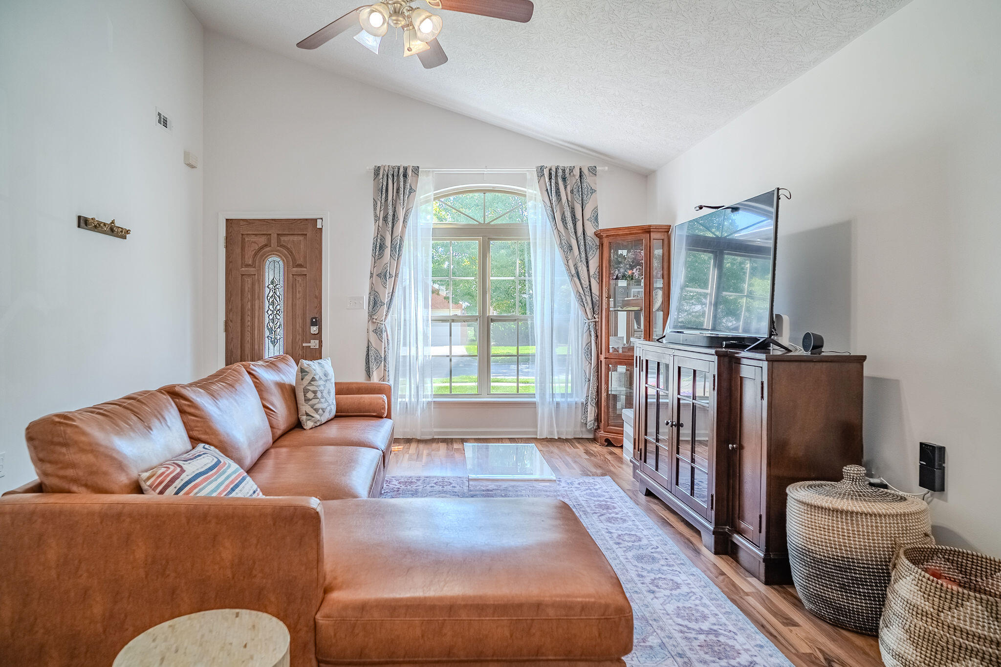 3112 Many Oaks Park