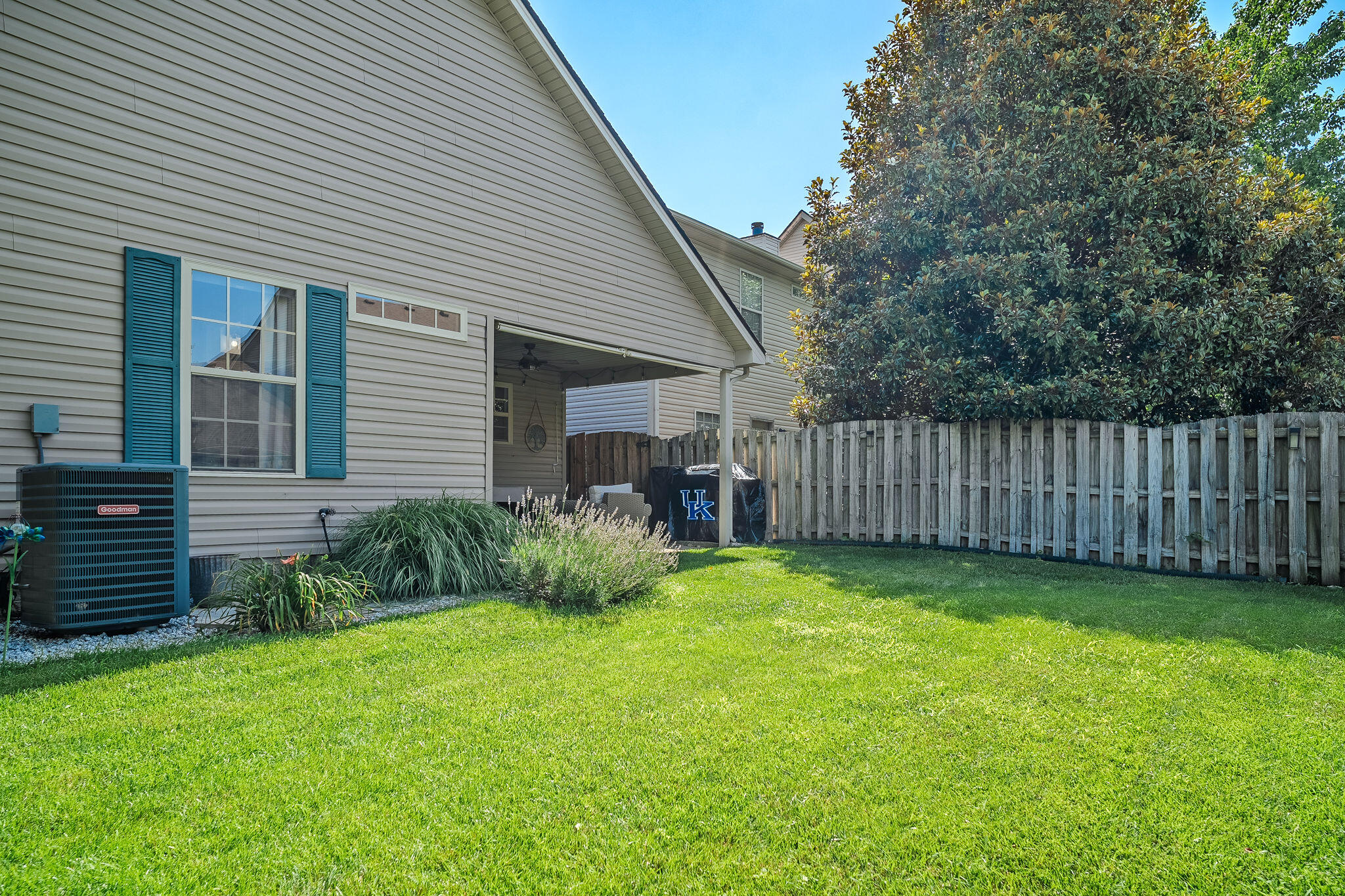 3112 Many Oaks Park