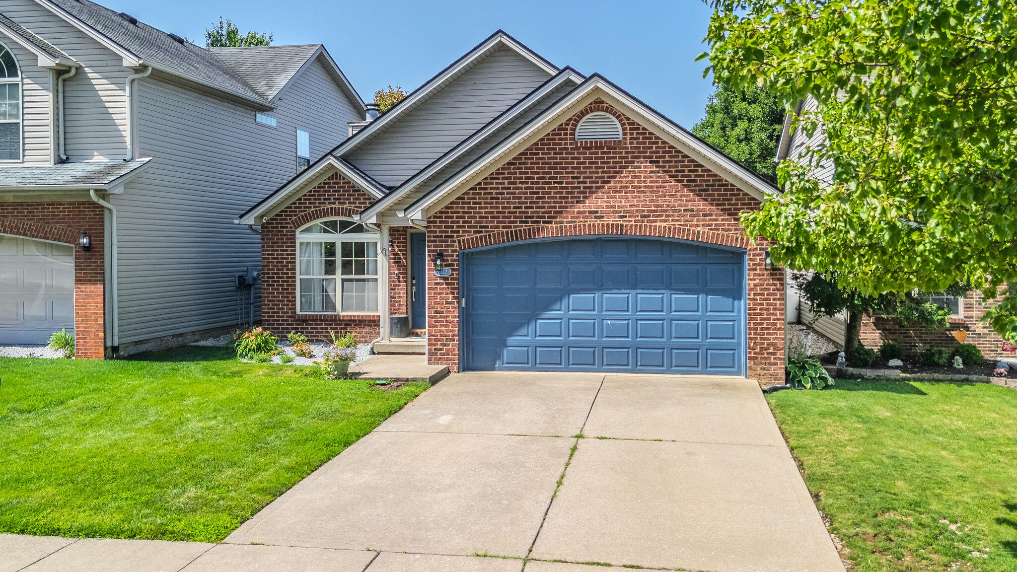3112 Many Oaks Park