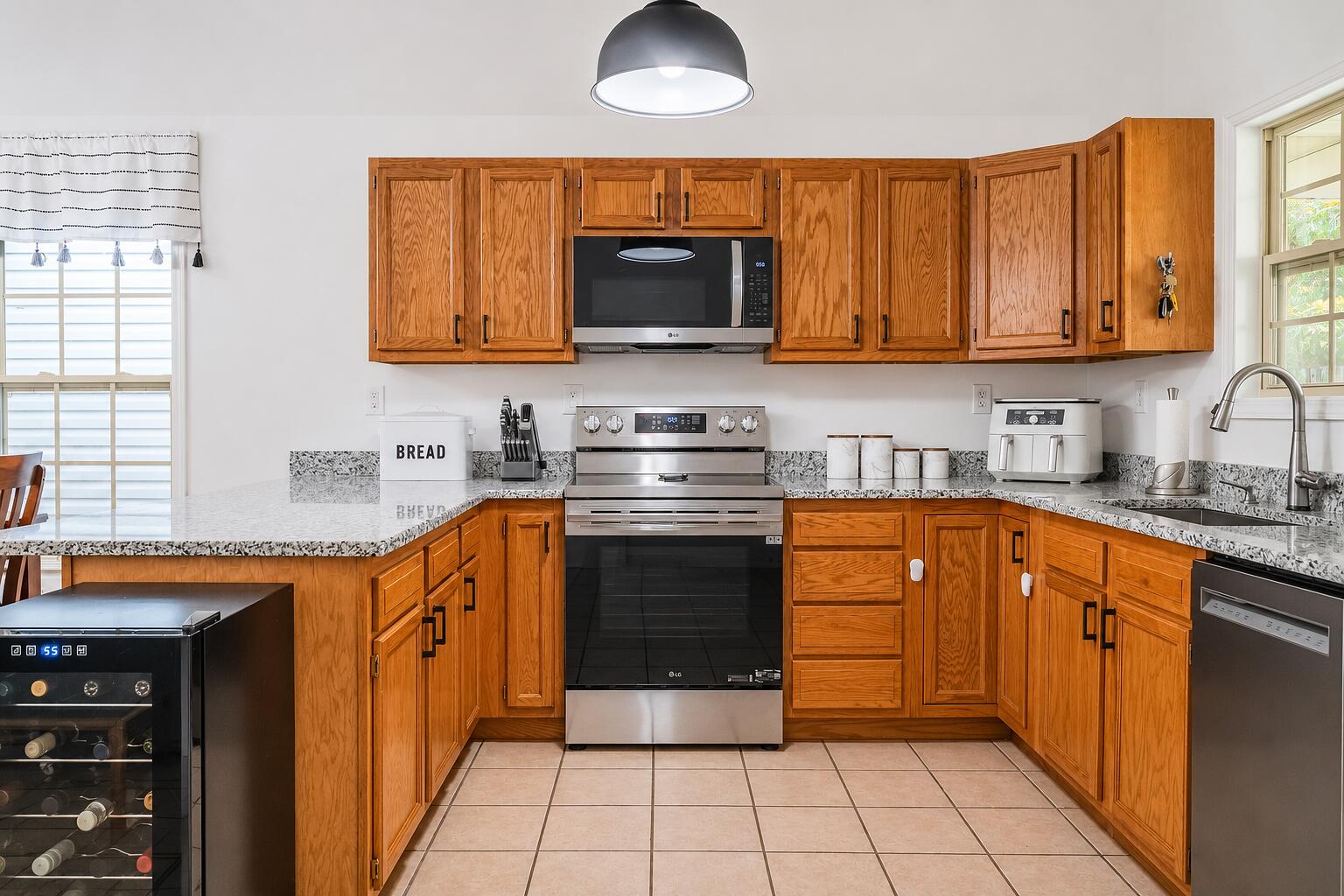 3112 Many Oaks Park